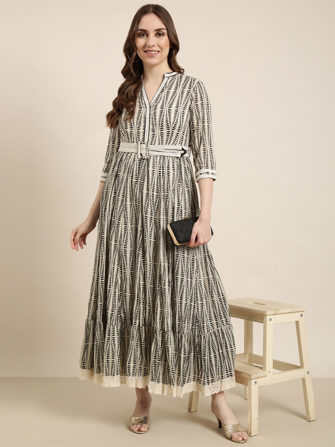 

SHOWOFF Abstract Printed Lace Inserts Tiered Cotton Maxi Dress With Belt, Cream