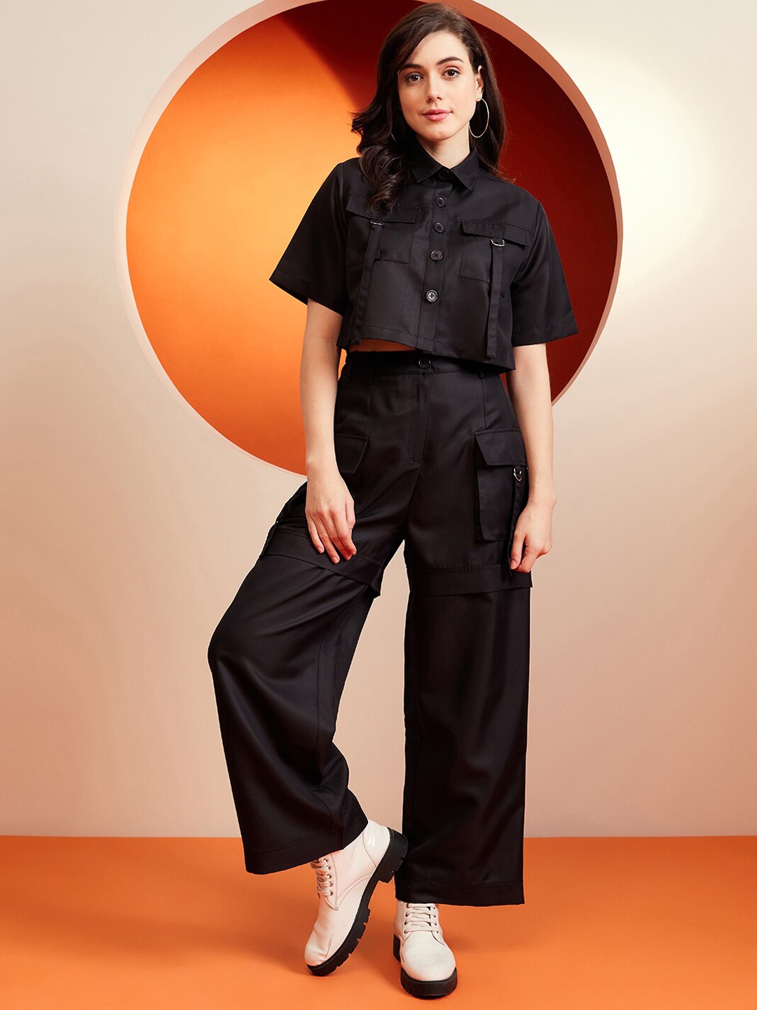 

KASSUALLY Flap Pocket Detailed Cargo Cropped Shirt With Trousers, Black