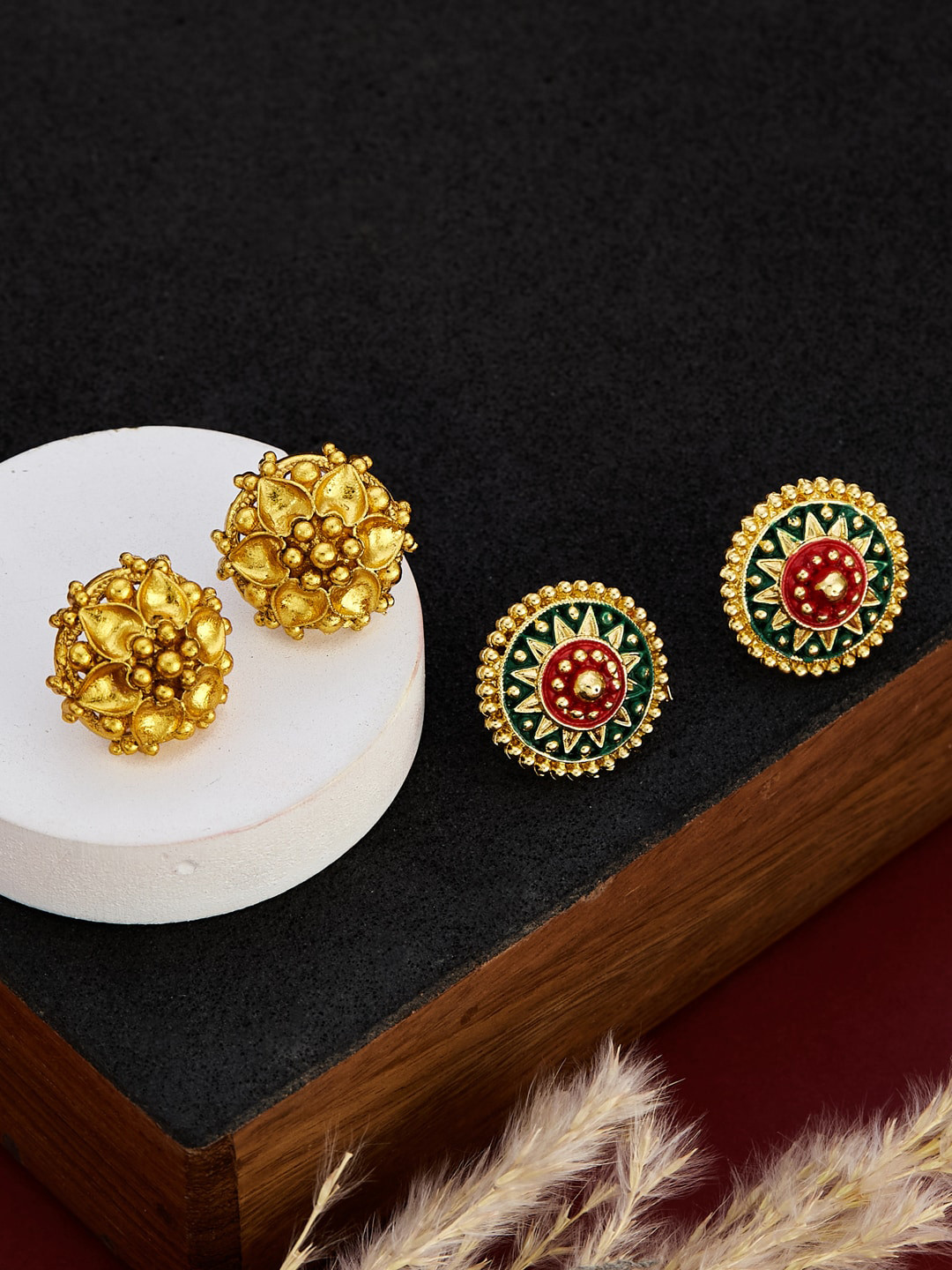 

ATIBELLE Set Of 2 Gold Plated Meenakari Floral Shaped Studs Earrings