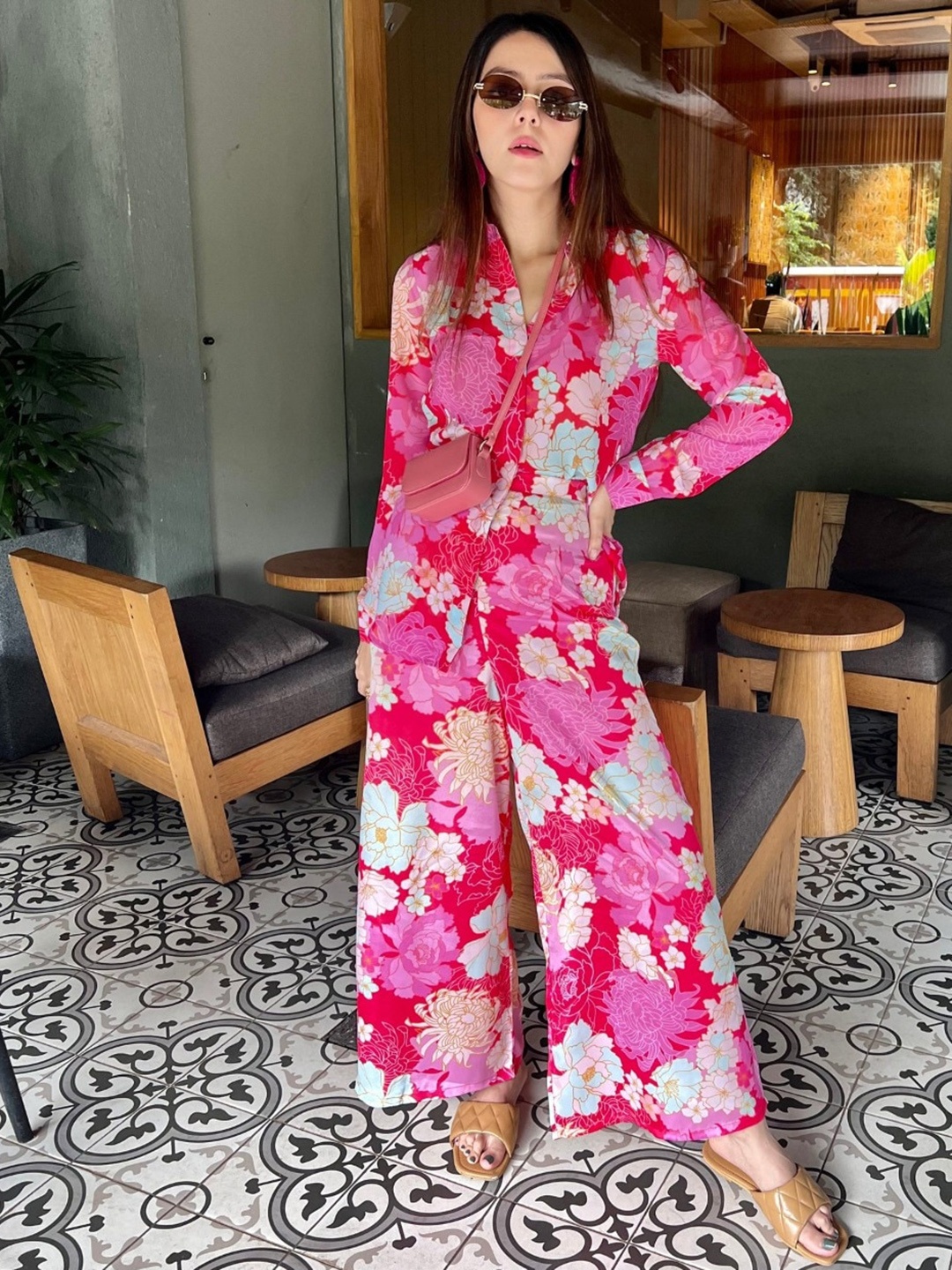 

Kandora Floral Printed Shirt Collar Shirt With Palazzo, Pink
