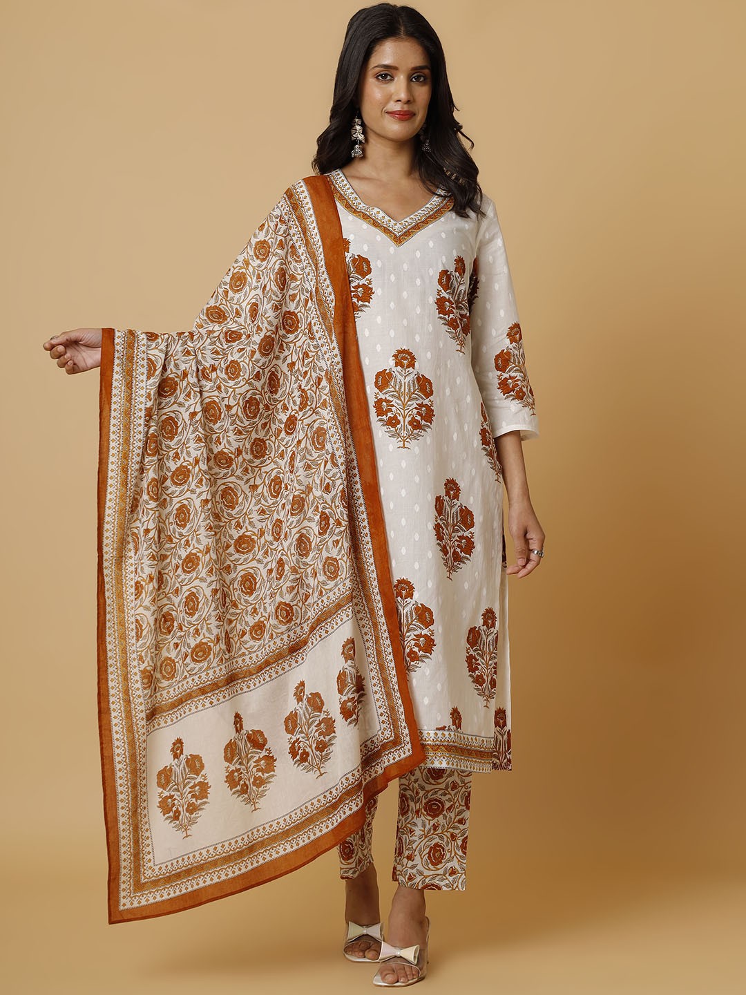

soan Floral Printed Pure Cotton Straight Kurta With Trousers & Dupatta, Orange