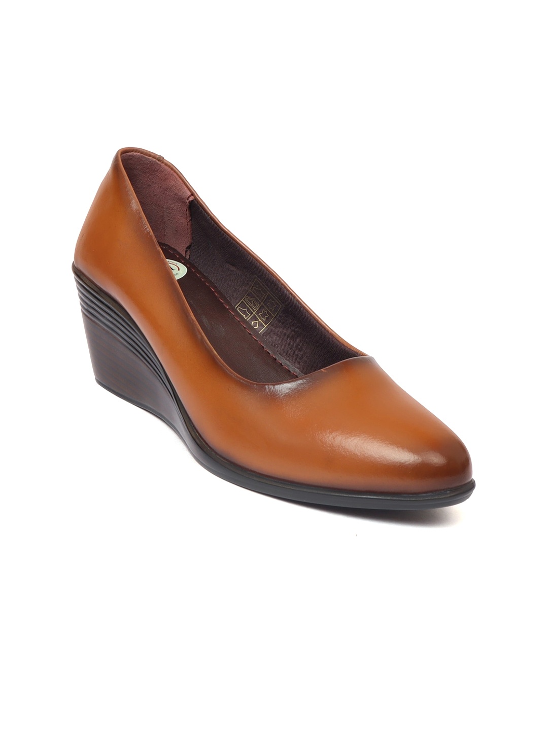 

Zoom Shoes Leather Wedge Heel Pumps, Tan