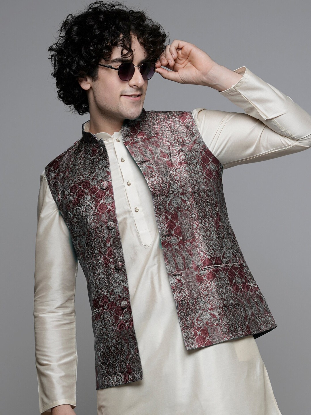 

MAAHI FABS Ethnic Motif Printed Nehru Jackets, Maroon