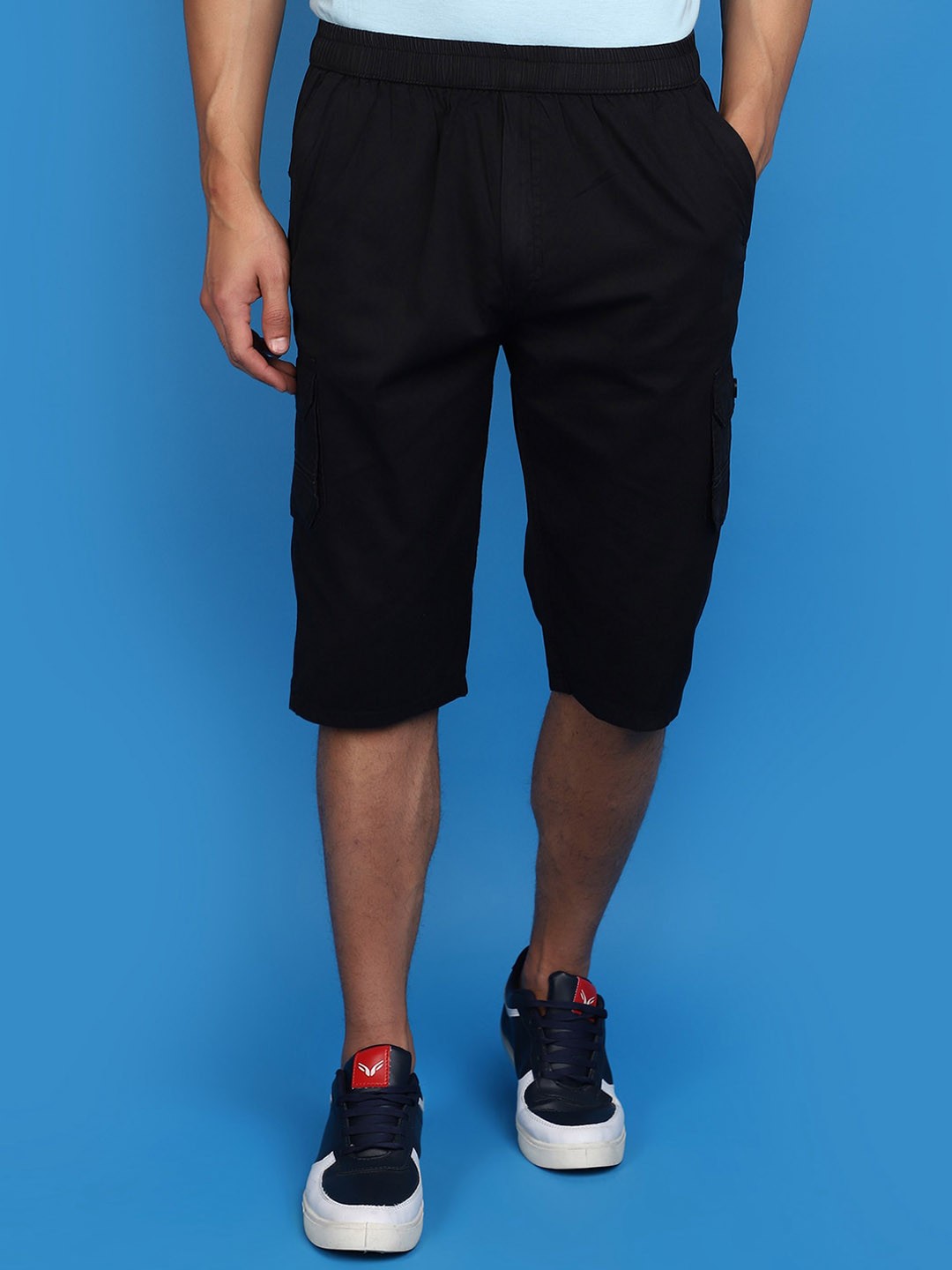 

V-Mart Men Mid-Rise Cotton Cargo Shorts, Black