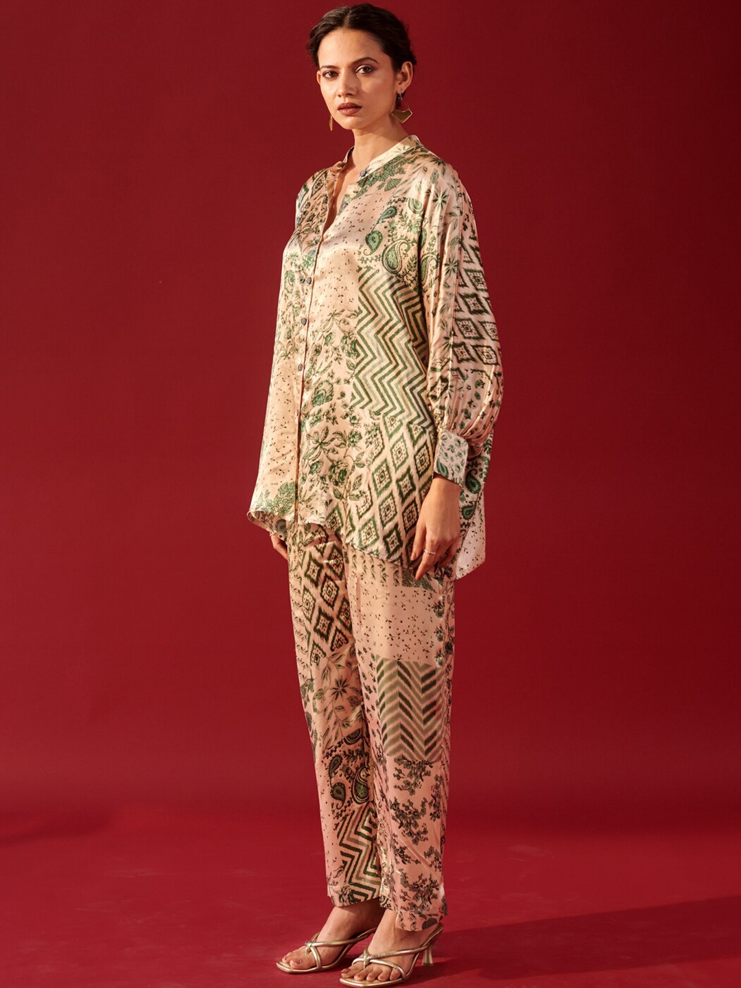 

Ambraee Ethnic Printed Shirt With Palazzo, Cream