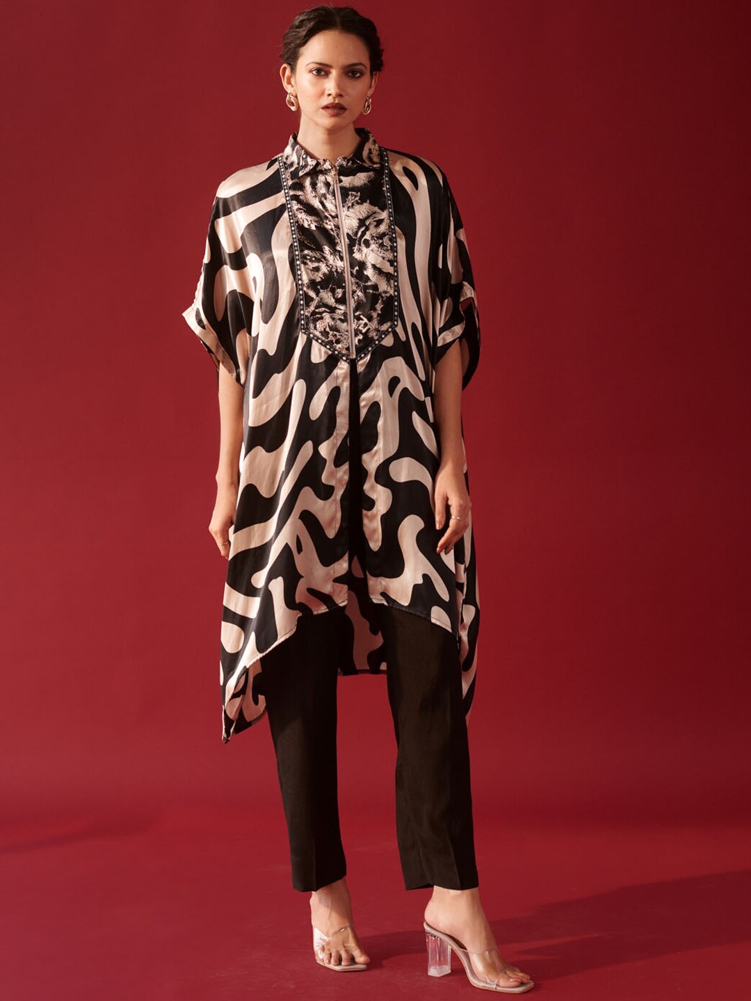 

Ambraee Abstract Printed Tunic With Trousers, Black