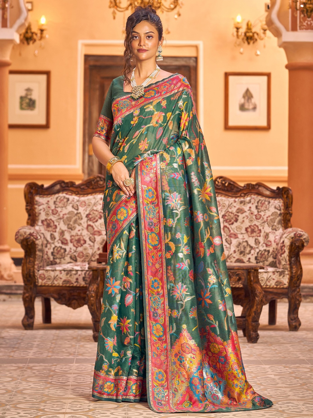 

koram design Floral Woven Design Zari Banarasi Saree, Green