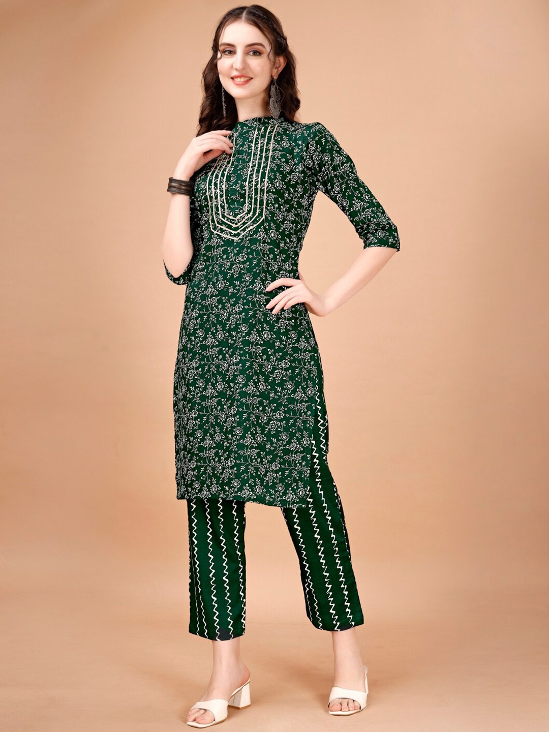 

KALINI Floral Printed Regular Gotta Patti Kurta with Trousers, Green