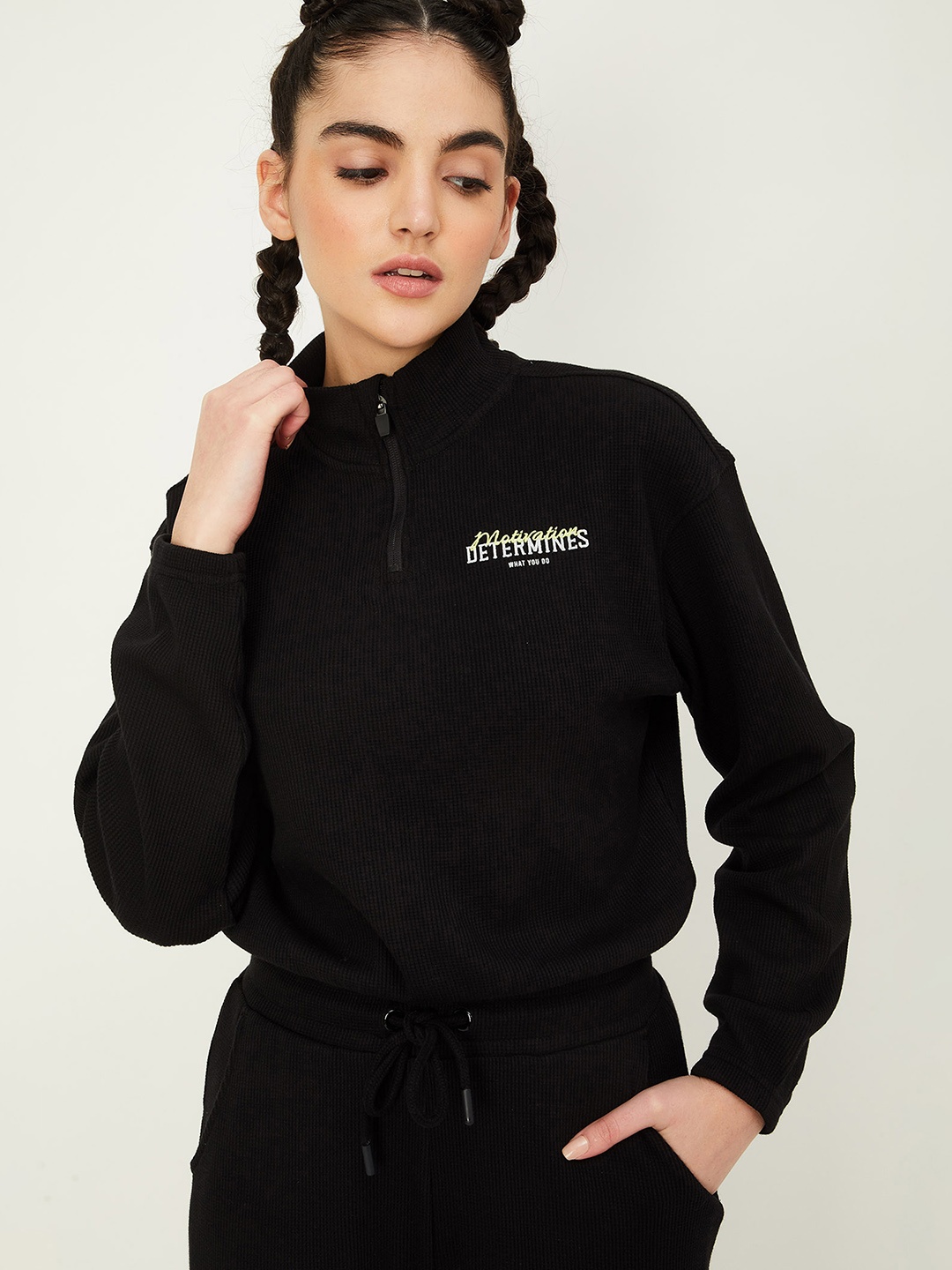 

max High Neck Long Sleeves T-shirt, Black