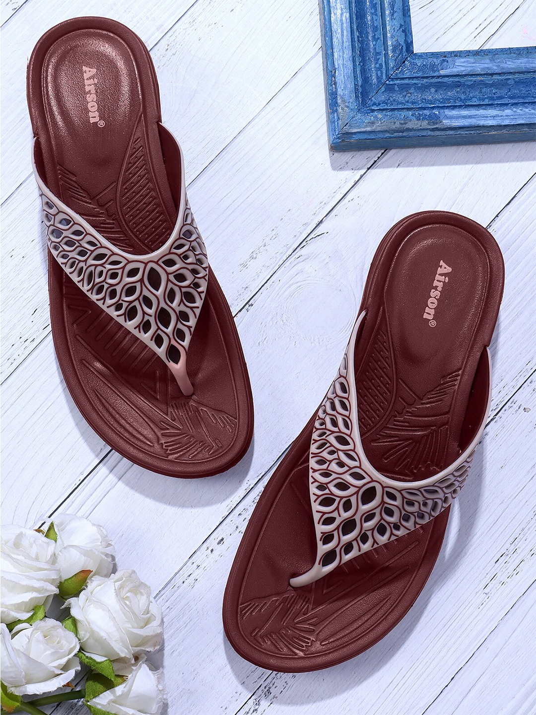 

Airson Women Self Design Thong Flip-Flops, Maroon