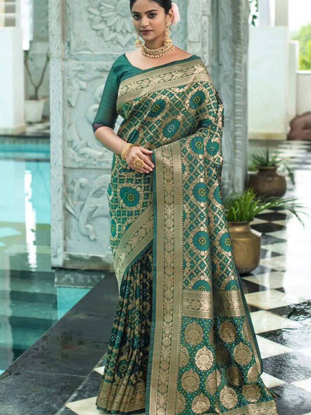 

ARYANARI Ethnic Motifs Woven Design Zari Banarasi Saree, Teal