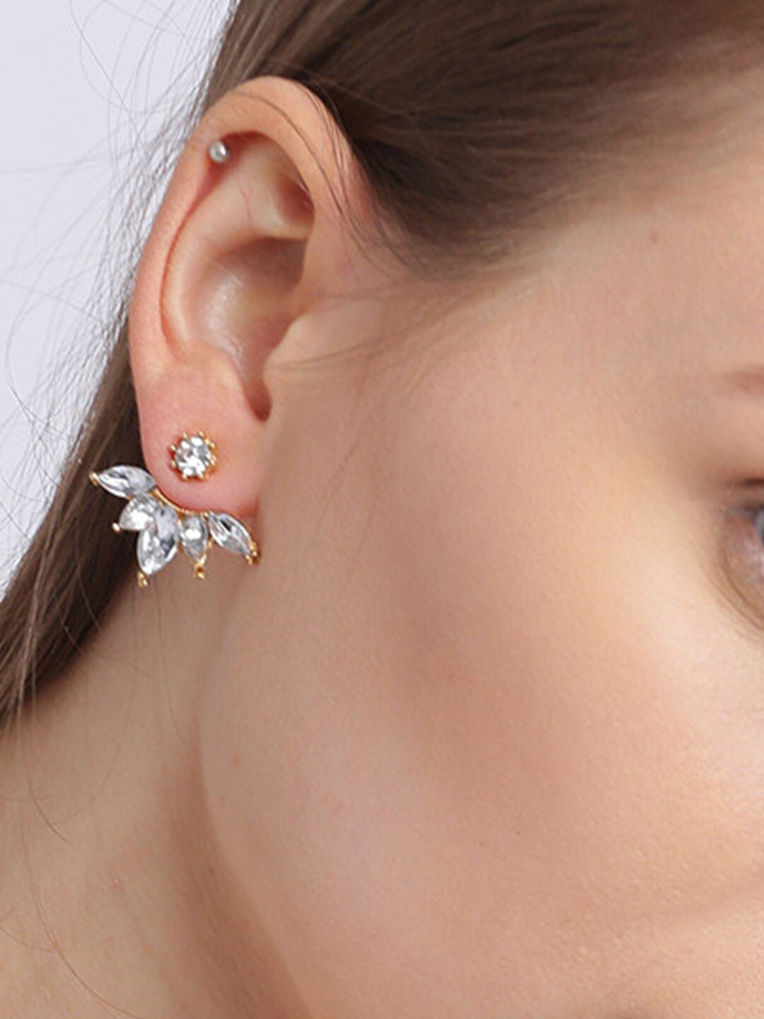 

OOMPH Crystals Studs Earrings, Gold