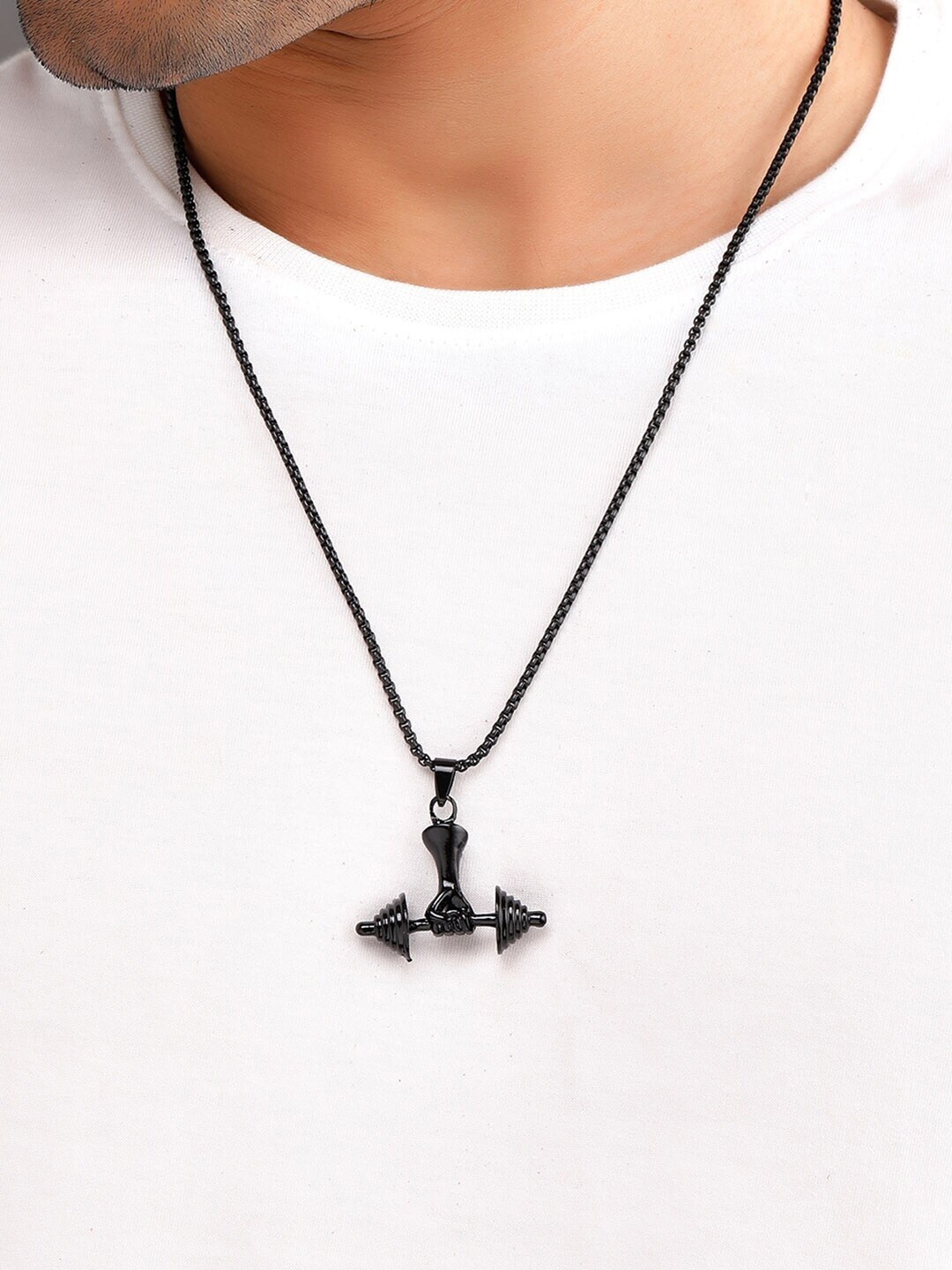 

OOMPH Quirky Pendants with Chains, Black