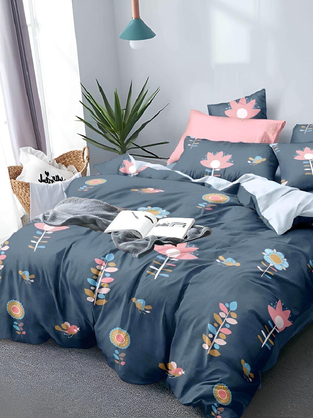 

Laying Style Grey Ethnic Motifs 160 TC Queen Bedsheet with 2 Pillow Covers