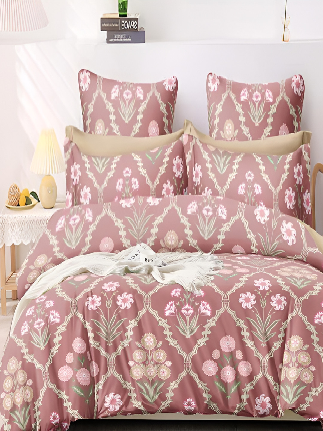 

Laying Style Pink & Green Ethnic Motifs 210 TC Queen Bedsheet with 2 Pillow Covers