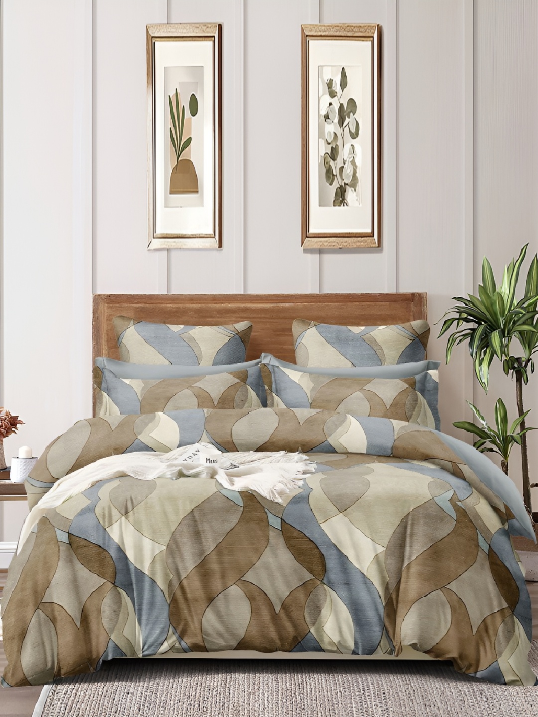 

Laying Style Brown & Grey Geometric 160 TC Queen Bedsheet with 2 Pillow Covers