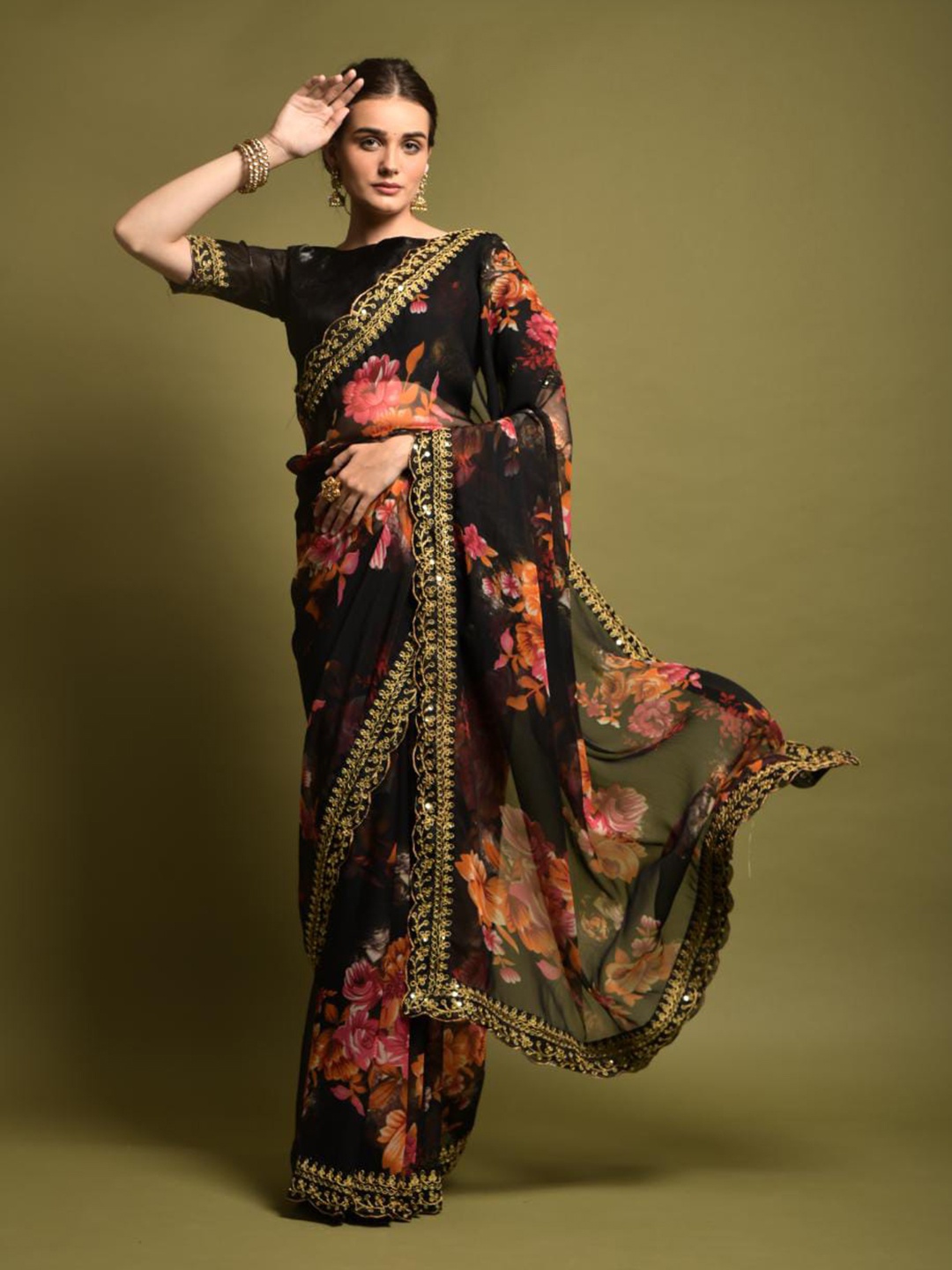 

Ekasya Floral Printed Embroidered Saree, Black