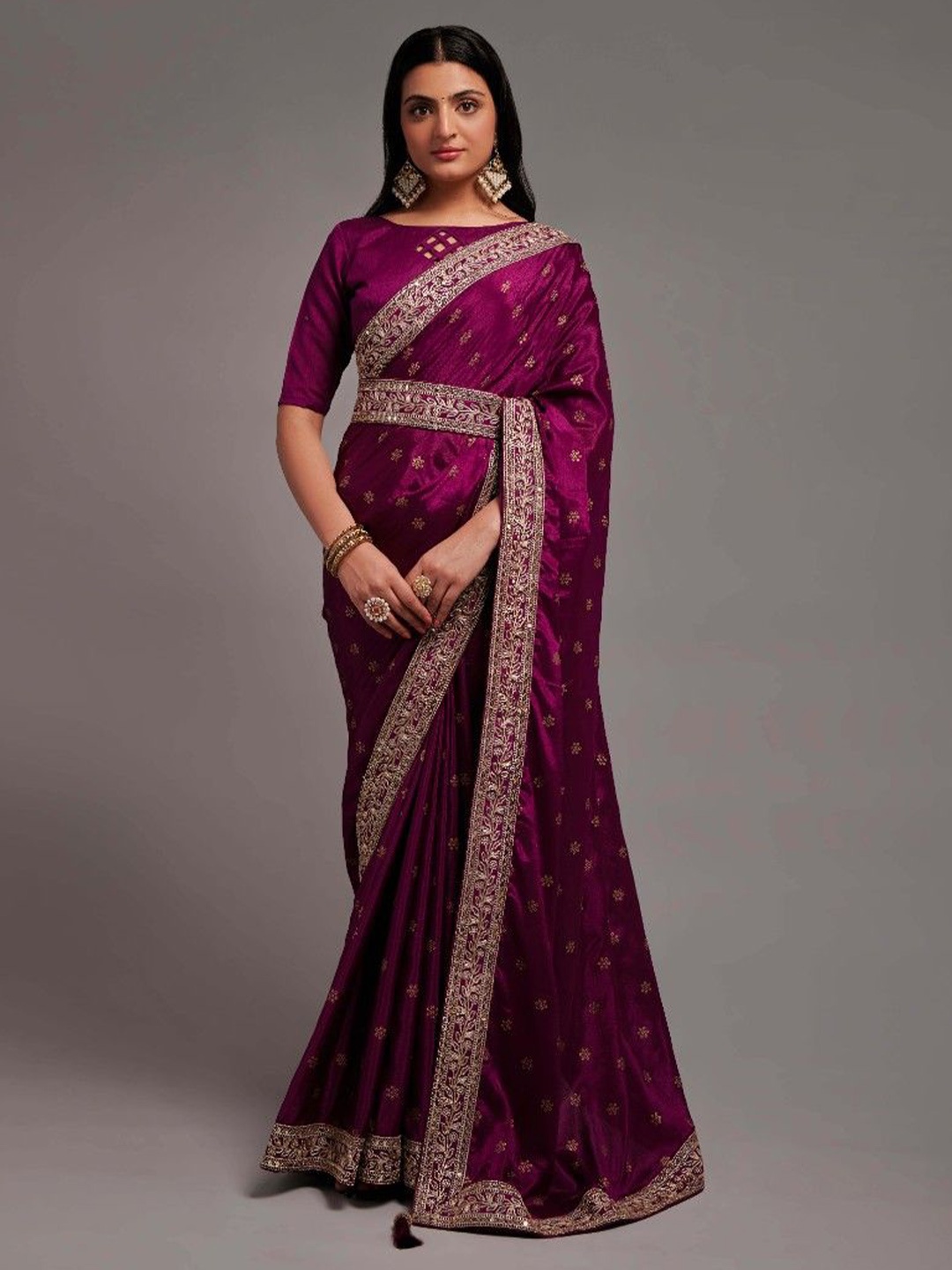 

Ekasya Floral Printed Embroidered Saree, Purple