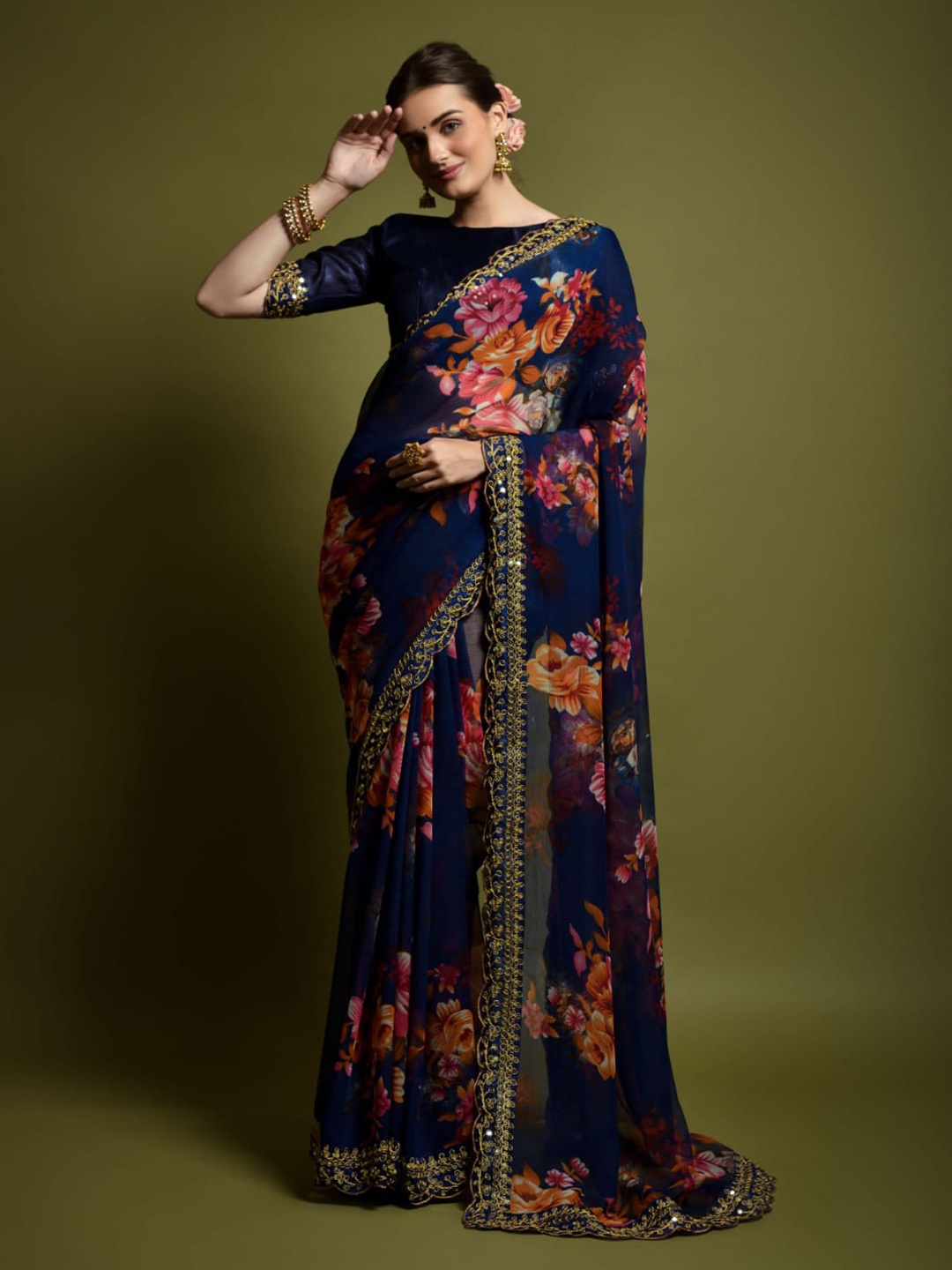 

Ekasya Floral Embroidered Saree, Blue