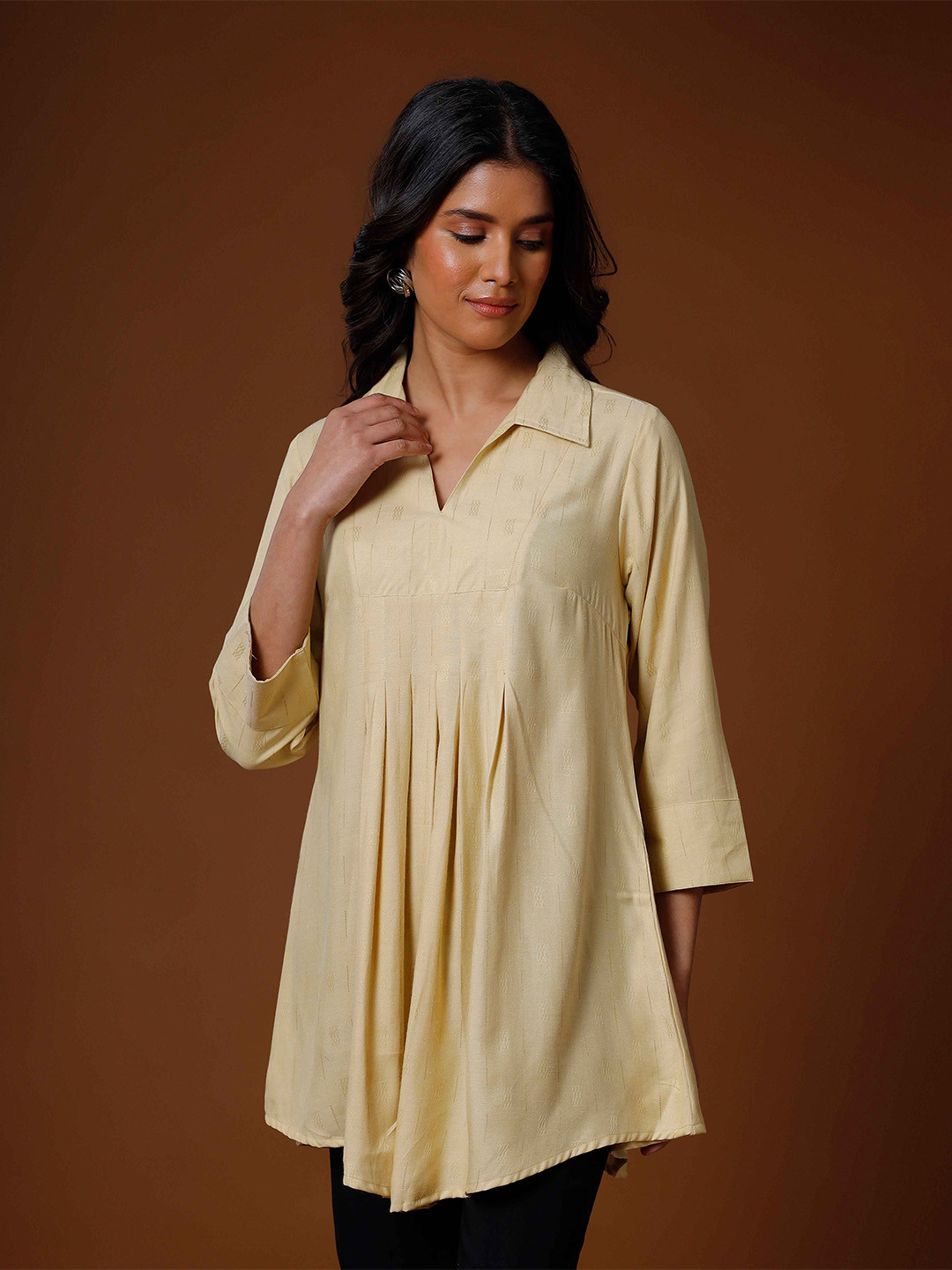 

soan Printed Shirt Collar Dobby Kurti, Yellow