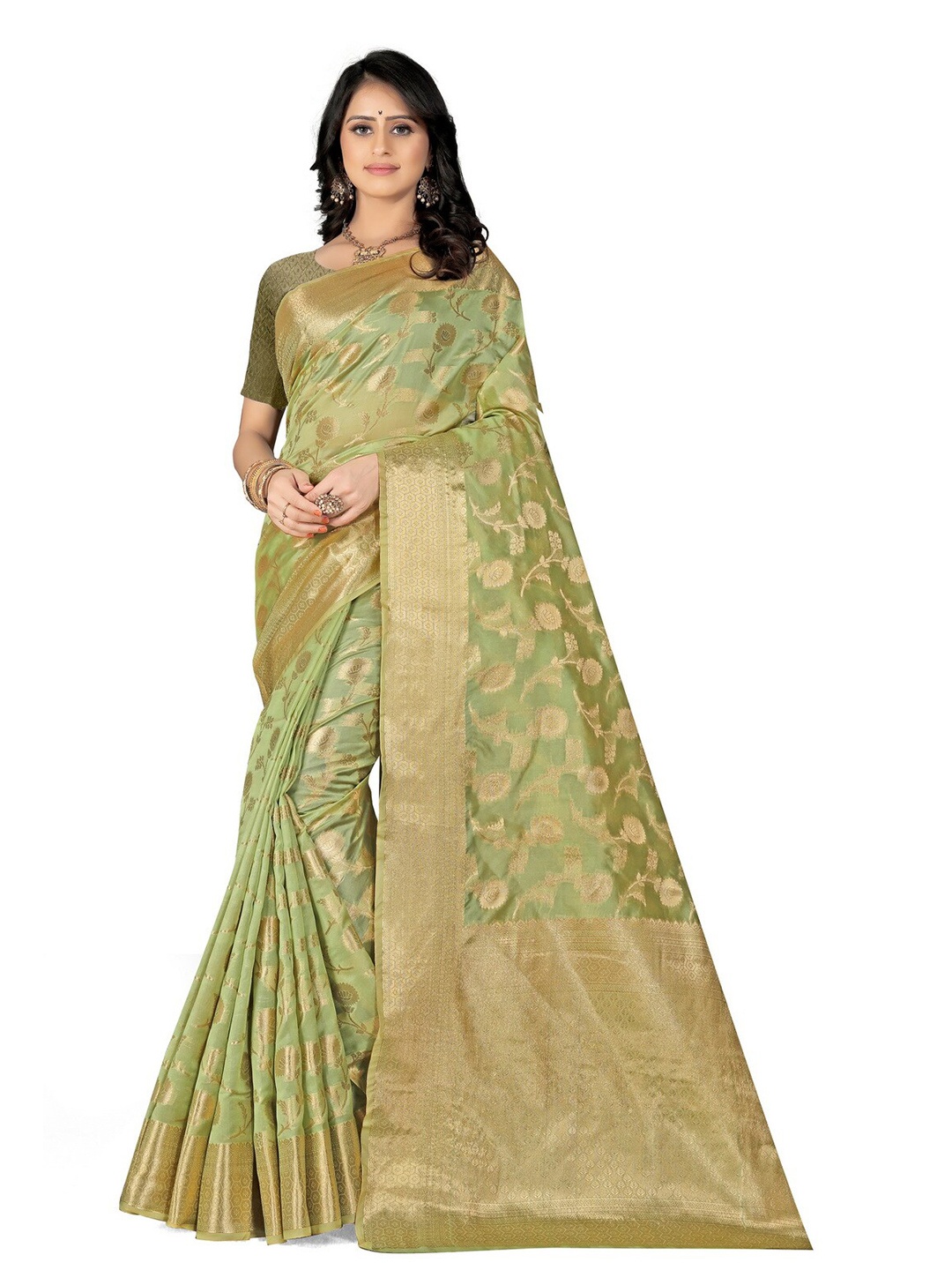 

VenderVilla Woven Design Zari Silk Blend Saree, Green