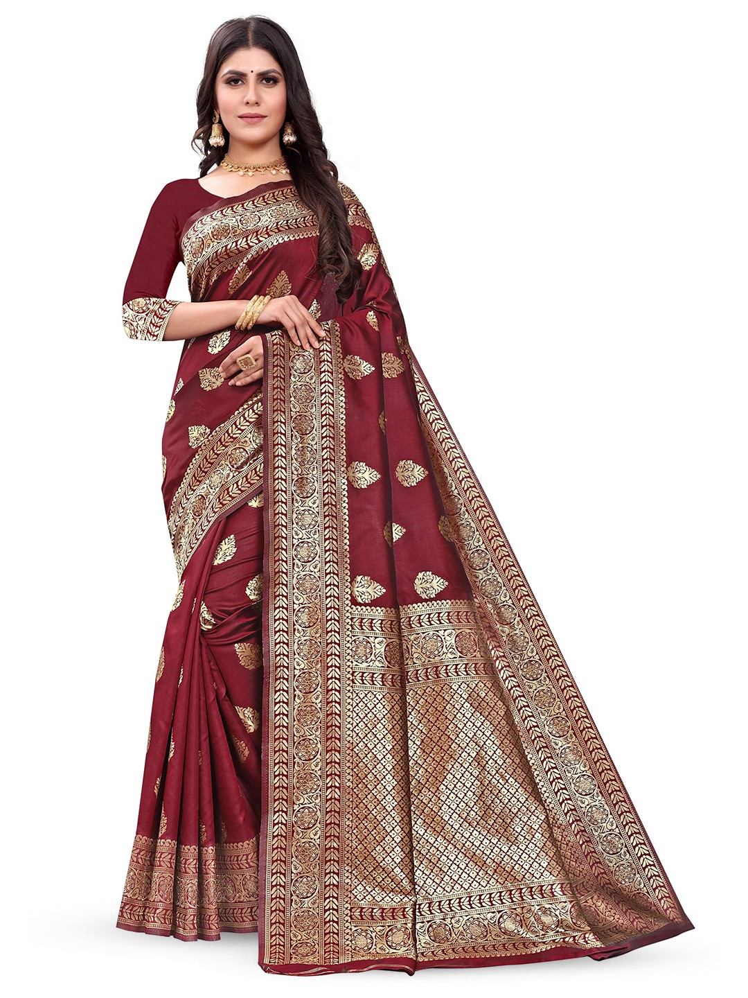 

VenderVilla Woven Design Zari Saree, Maroon
