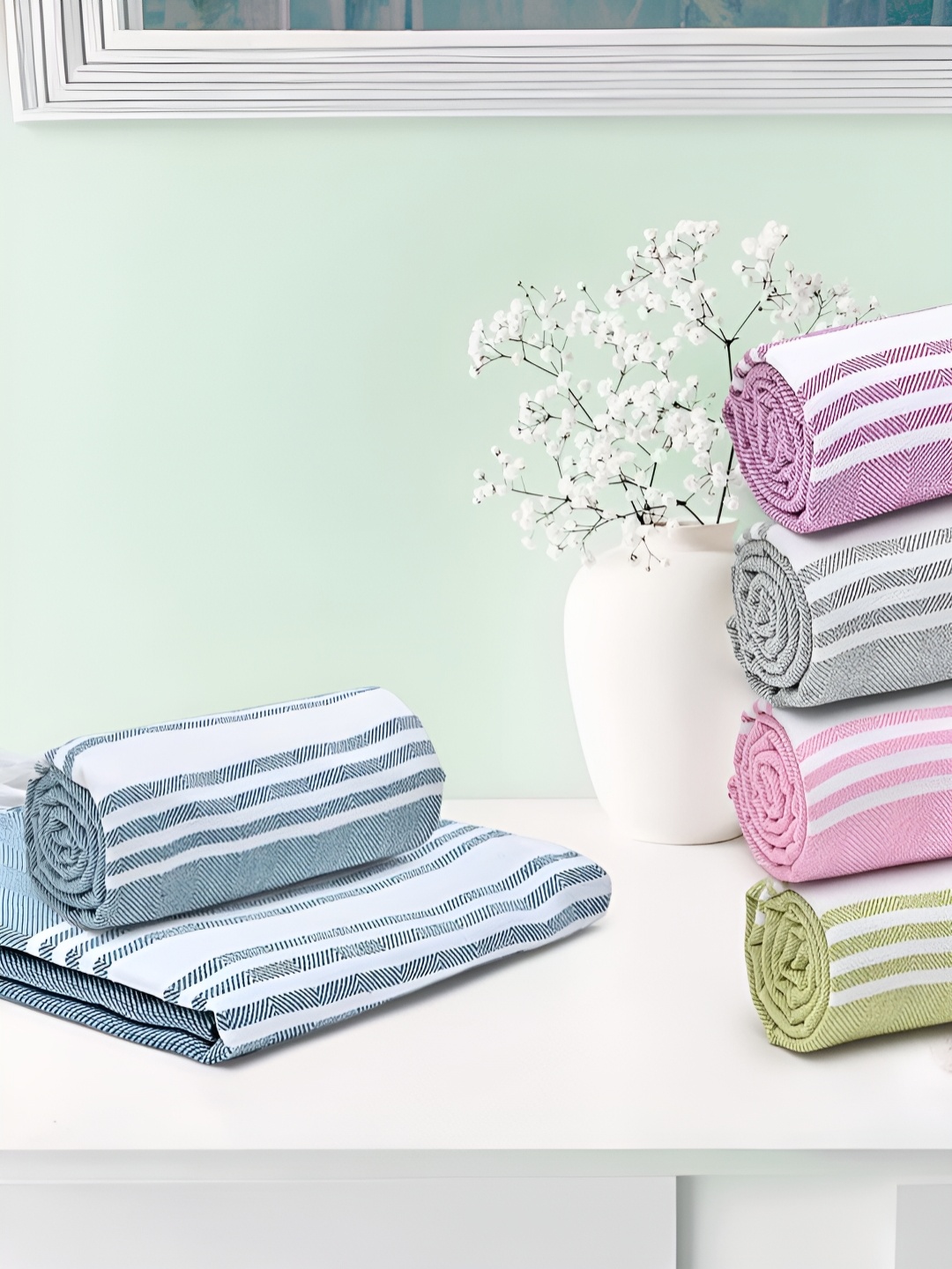 

The Better Home Blue Cotton 500 GSM Bath Towel
