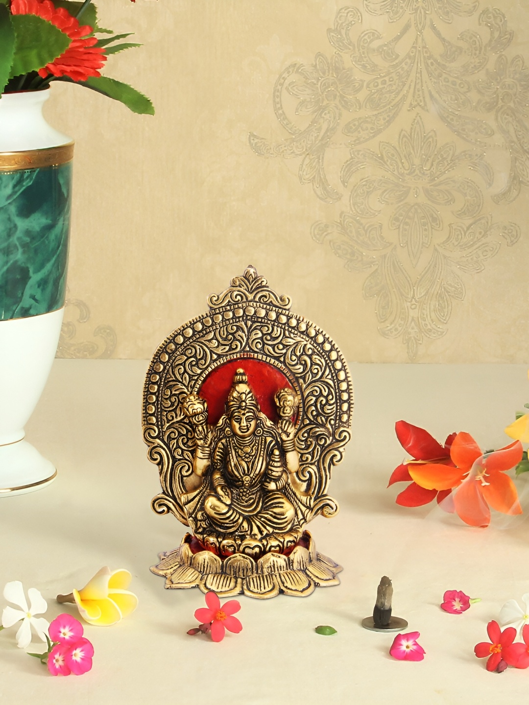 

HANDICRAFTS PARADISE Gold Toned Laxmi Metal Religious Idol Showpiece