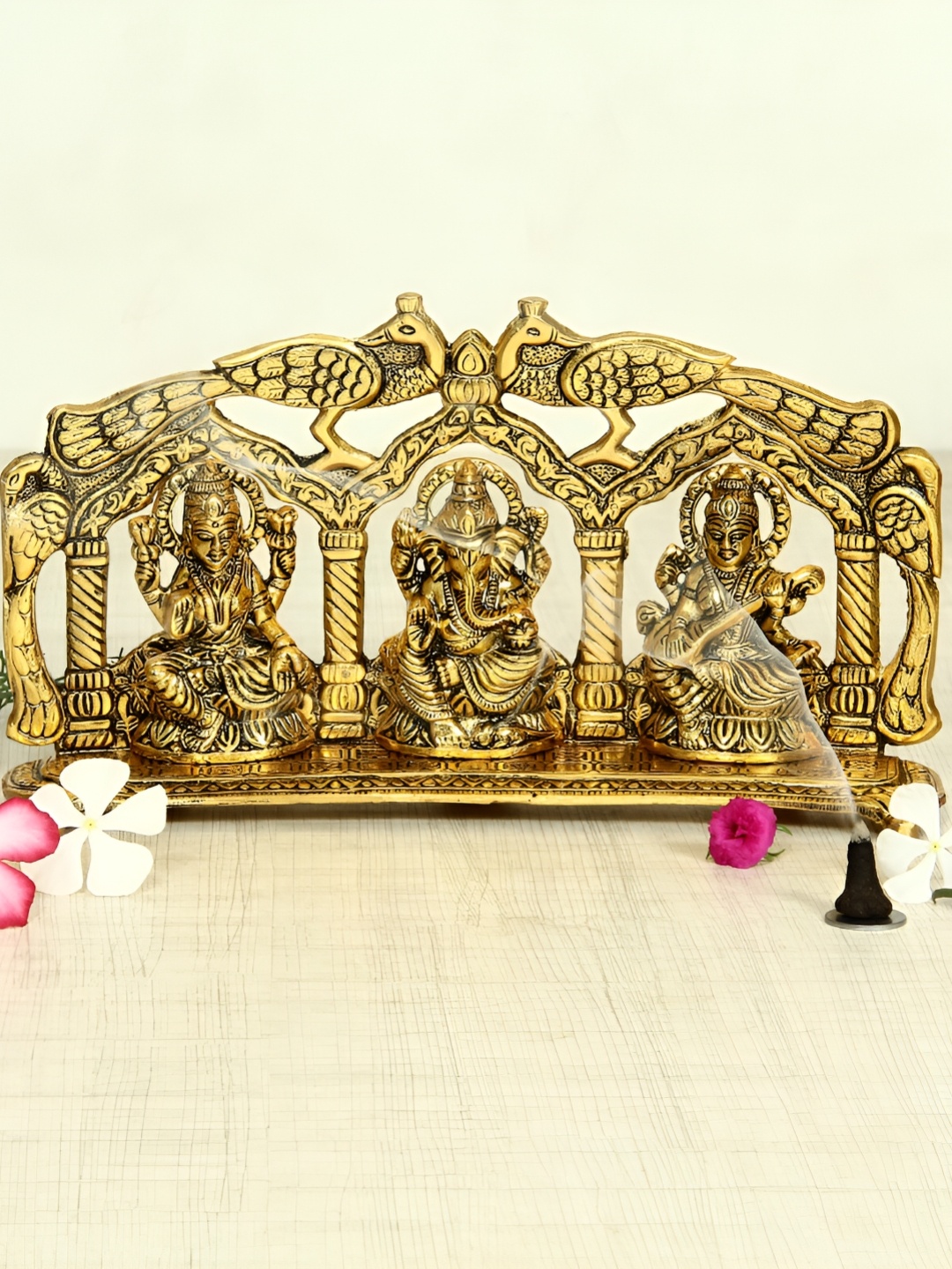 

HANDICRAFTS PARADISE Gold-Toned Laxmi Lord Ganesh and Sarawati Showpiece