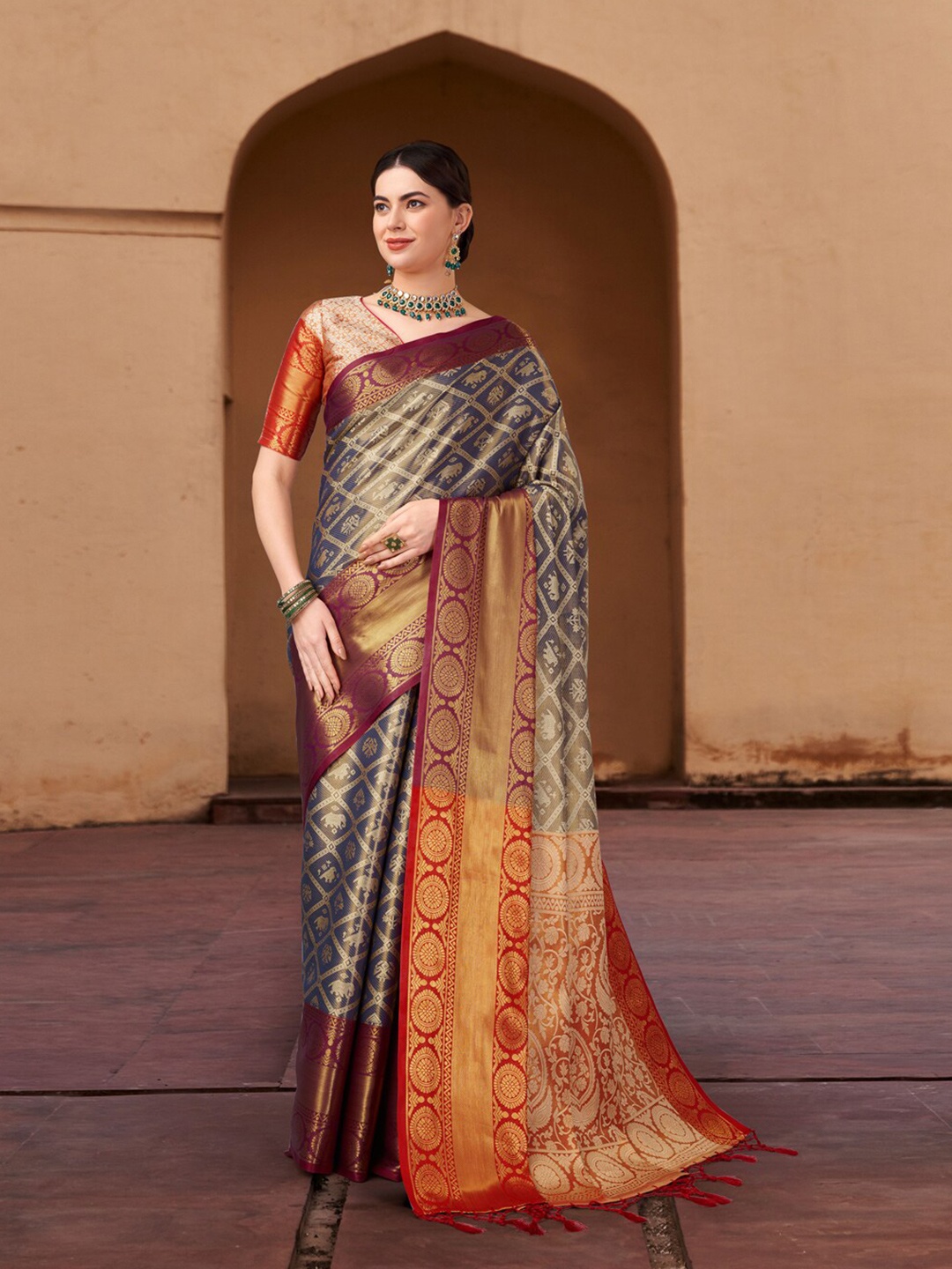 

Mitera Navy Blue Geometric Woven Design Zari Pure Silk Kanjeevaram Saree