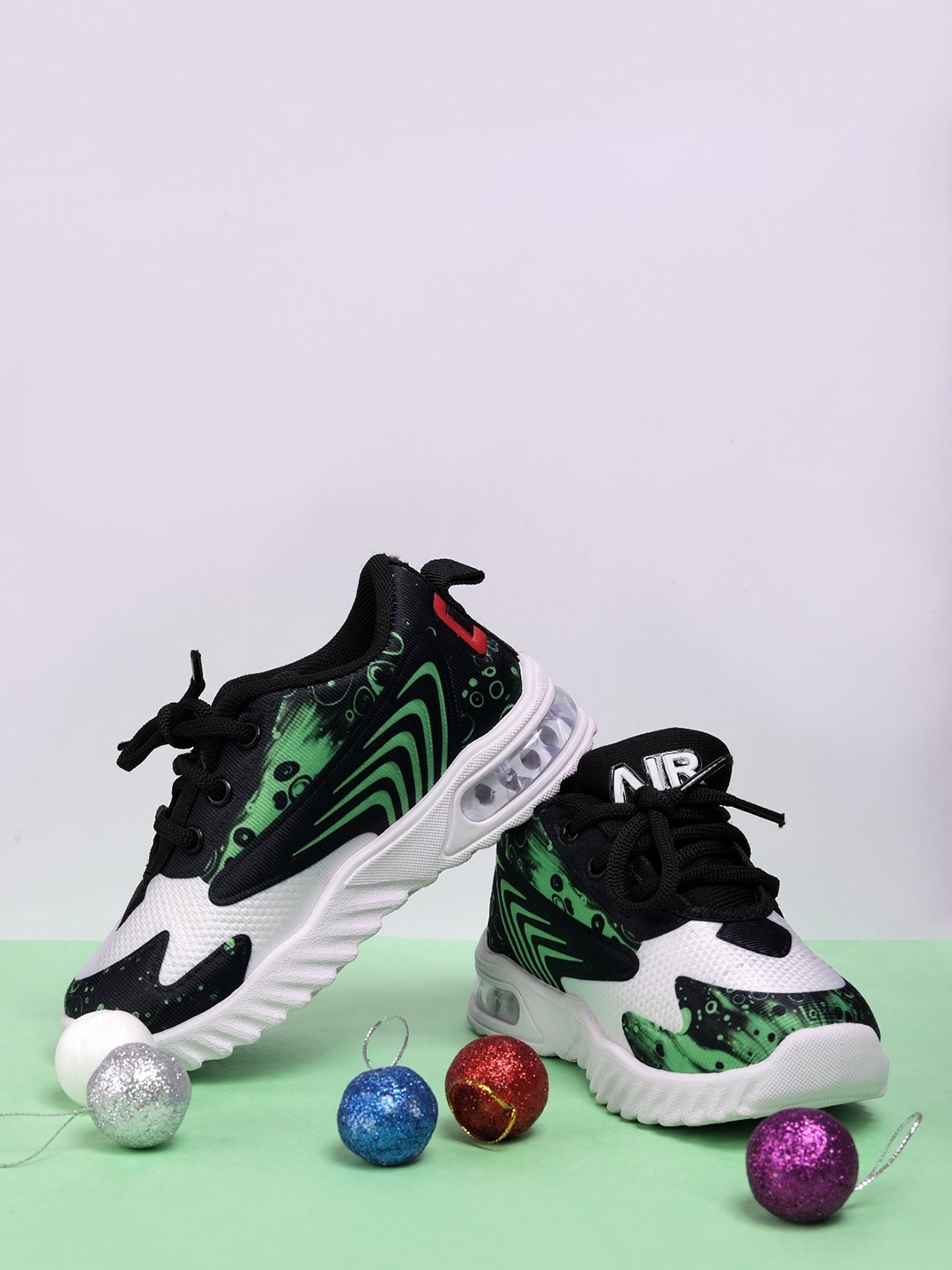 

Tiny Bugs Kids Printed Lightweight Sneakers, Green