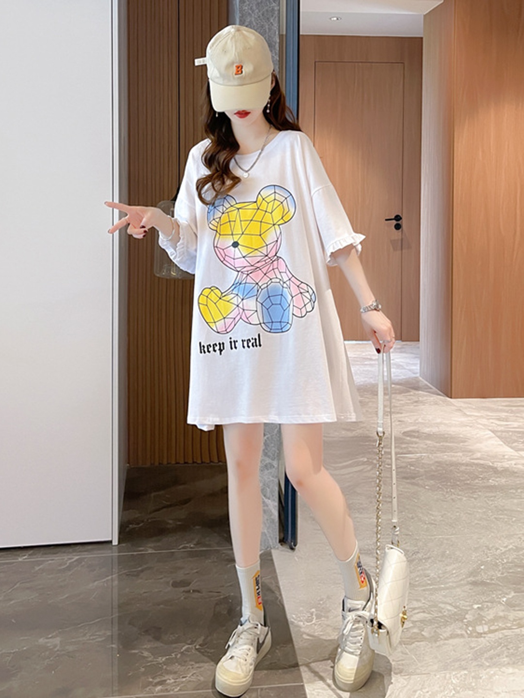 

StyleCast Graphic Printed Round Neck Above Knee T-Shirt Dress, White