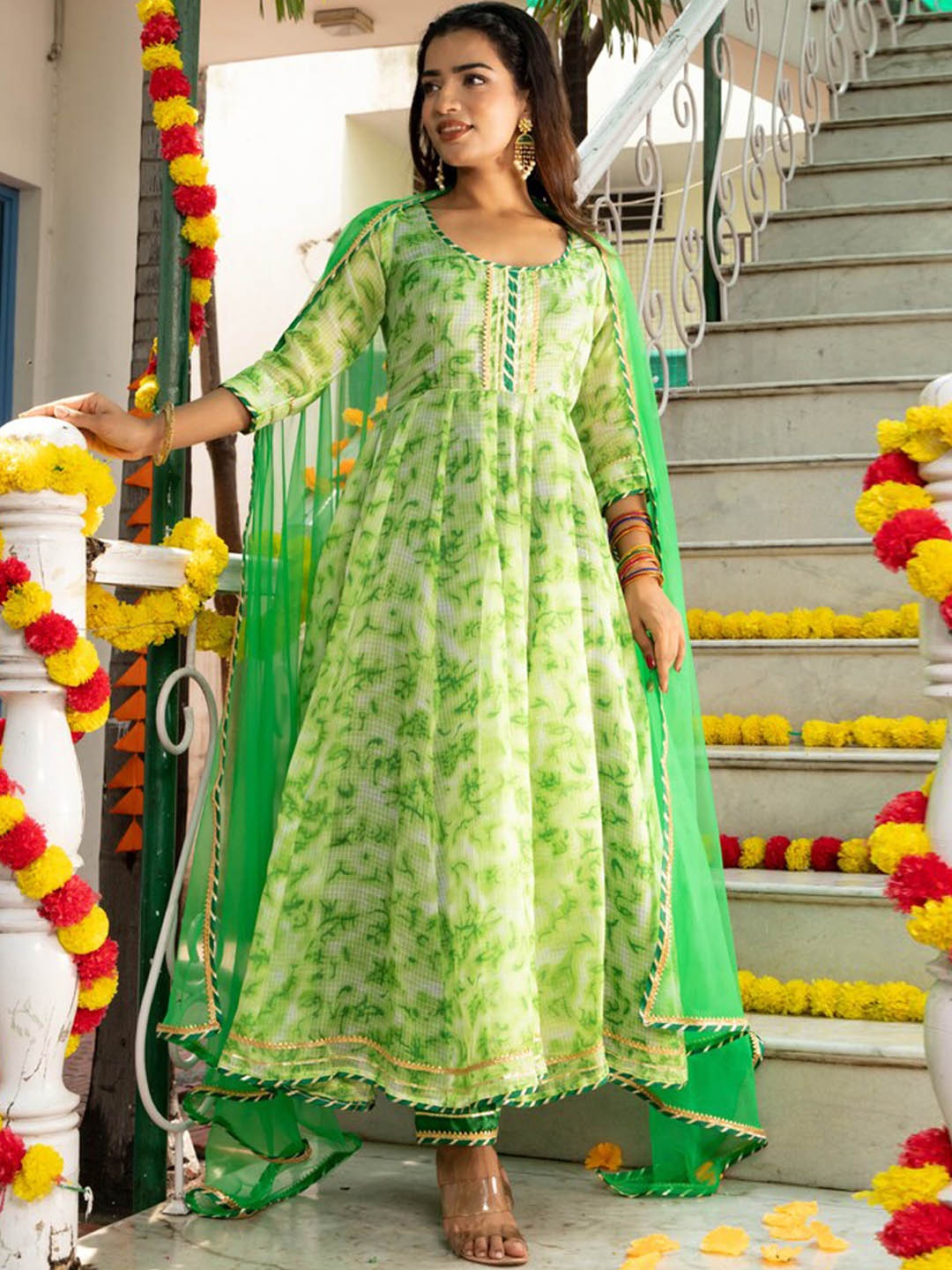 

Indi INSIDE Abstract Printed Empire Gotta Patti Pure Cotton Kurta With Trouser & Dupatta, Green