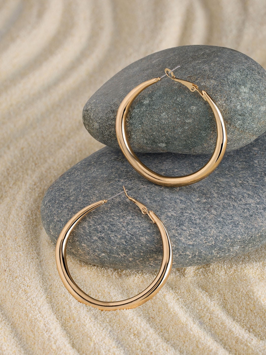 

AMI Gold Plated Circular Hoop Earrings