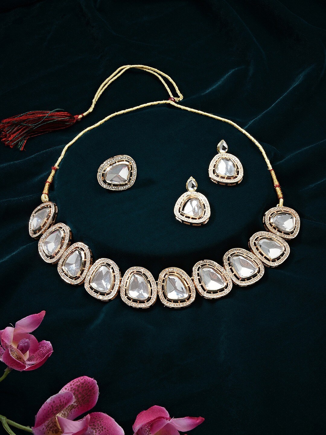 

AMI Gold-Plated Kundan-Stone Studded Jewellery Set