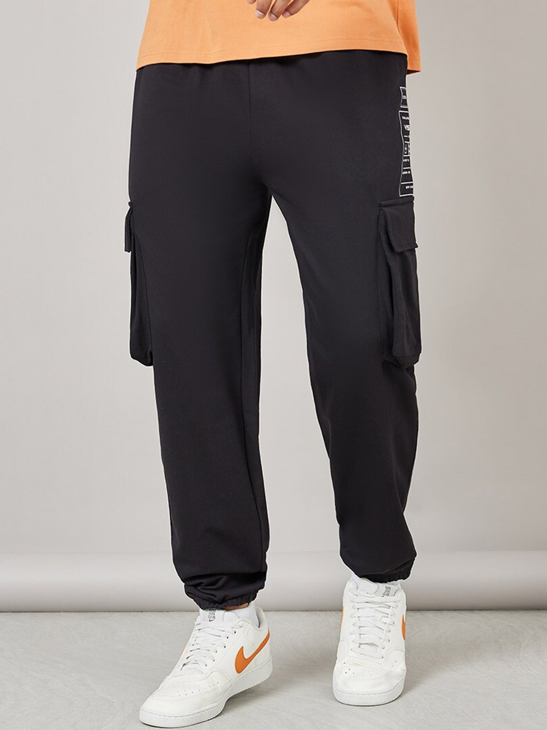 

Styli Men Oversized Cotton Cargo Joggers, Black