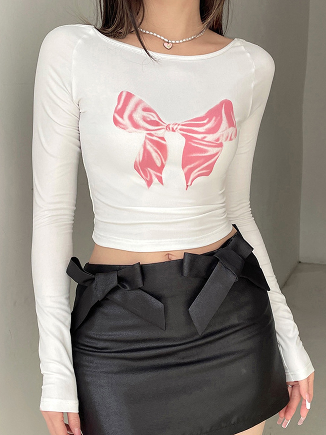 

StyleCast White Printed Round Neck Long Sleeves Crop Top