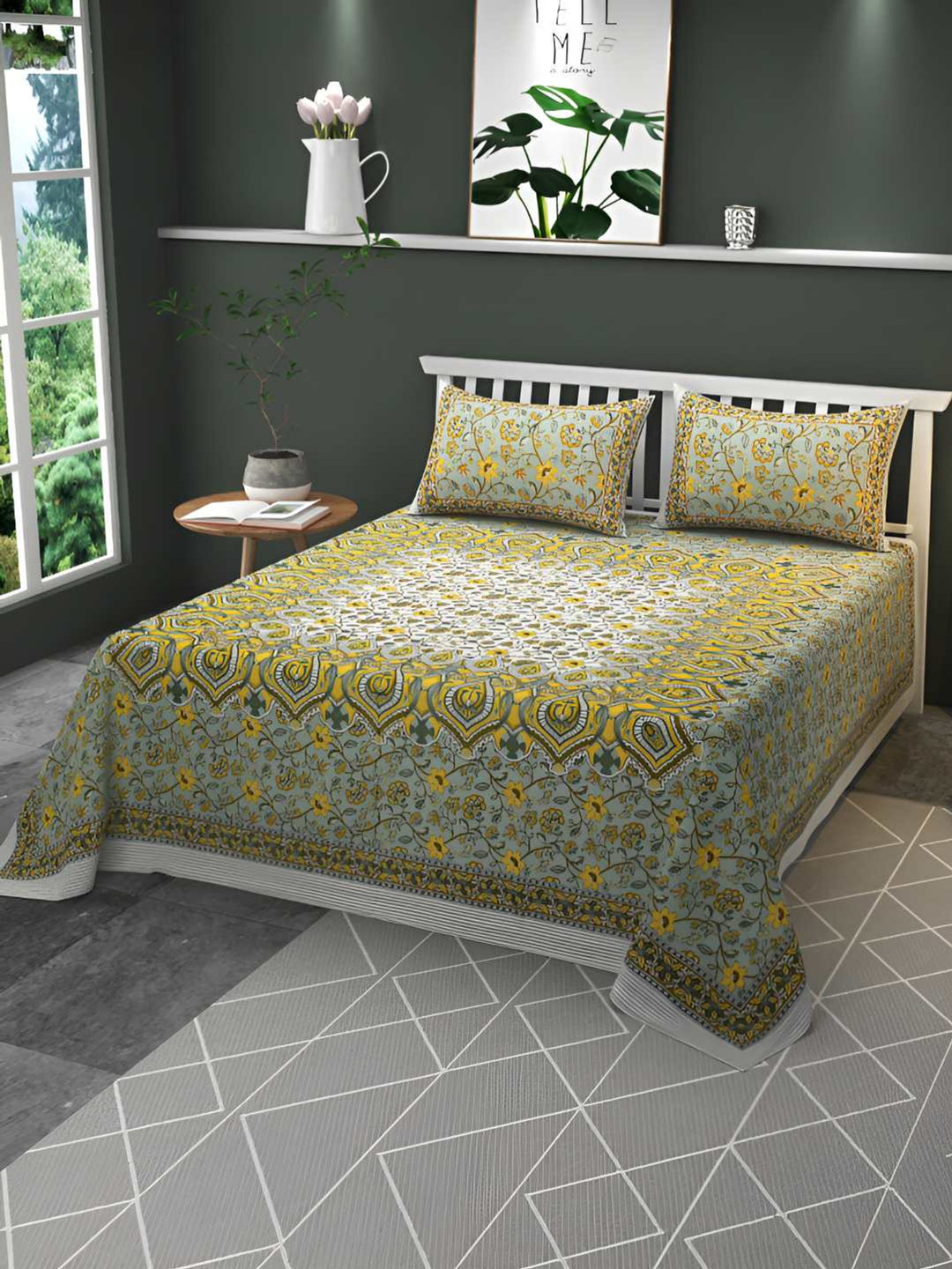 

CLIO'S HERITAGE STORE White & Yellow Floral 210 TC Cotton King Bedsheet & 2 Pillow Covers