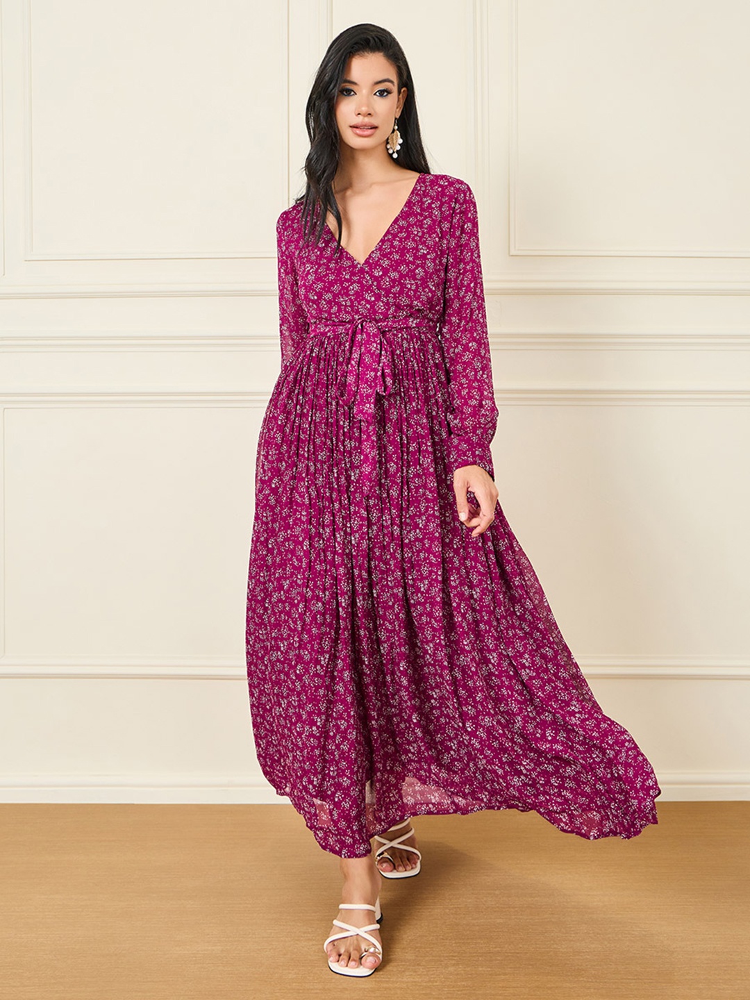 

Styli V-Neck Long Sleeves Floral Print Maxi Dress, Burgundy