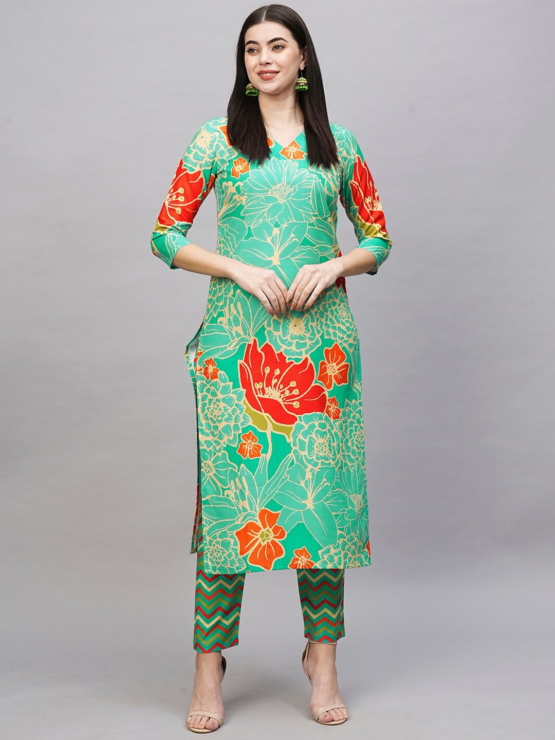 

KALINI Floral Printed Regular Straight Kurta with Trousers, Green