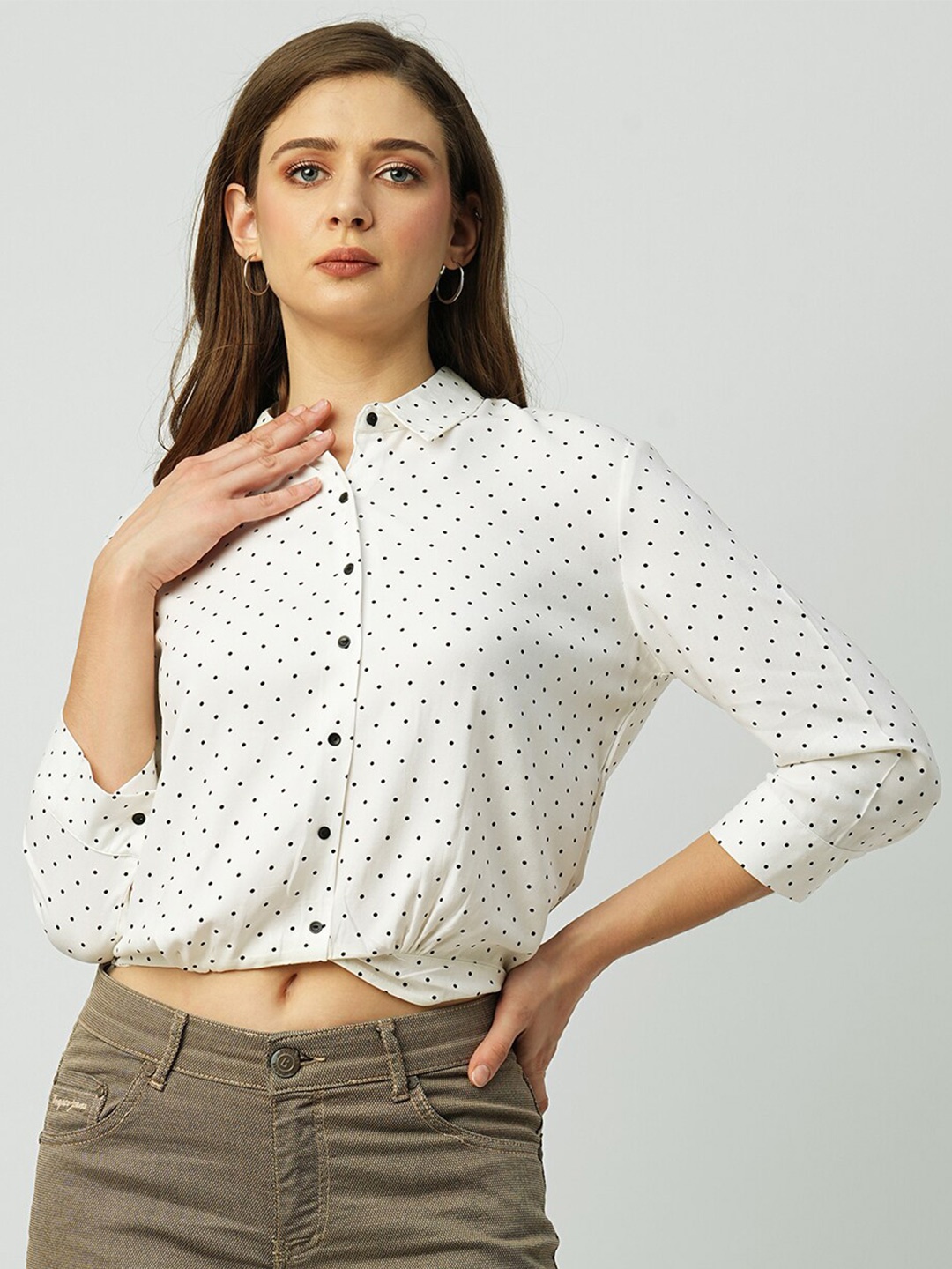 

Kraus Jeans Spread Collar Slim Fit Polka Dot Regular Opaque Printed Casual Shirt, Off white