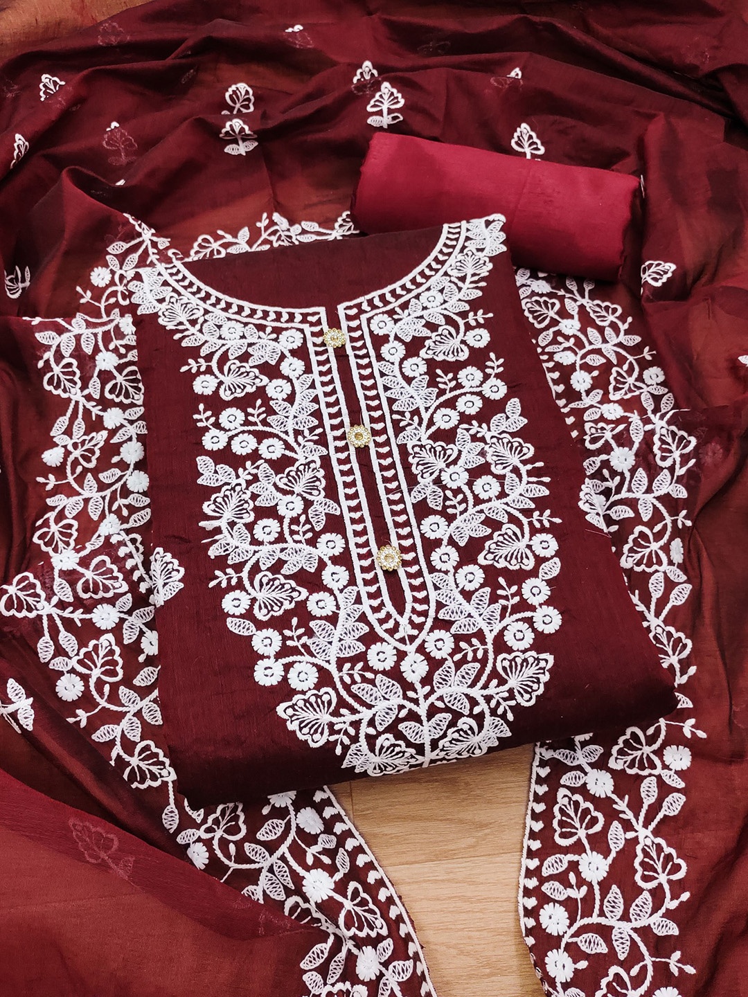 

Panzora Floral Embroidered Unstitched Dress Material, Maroon