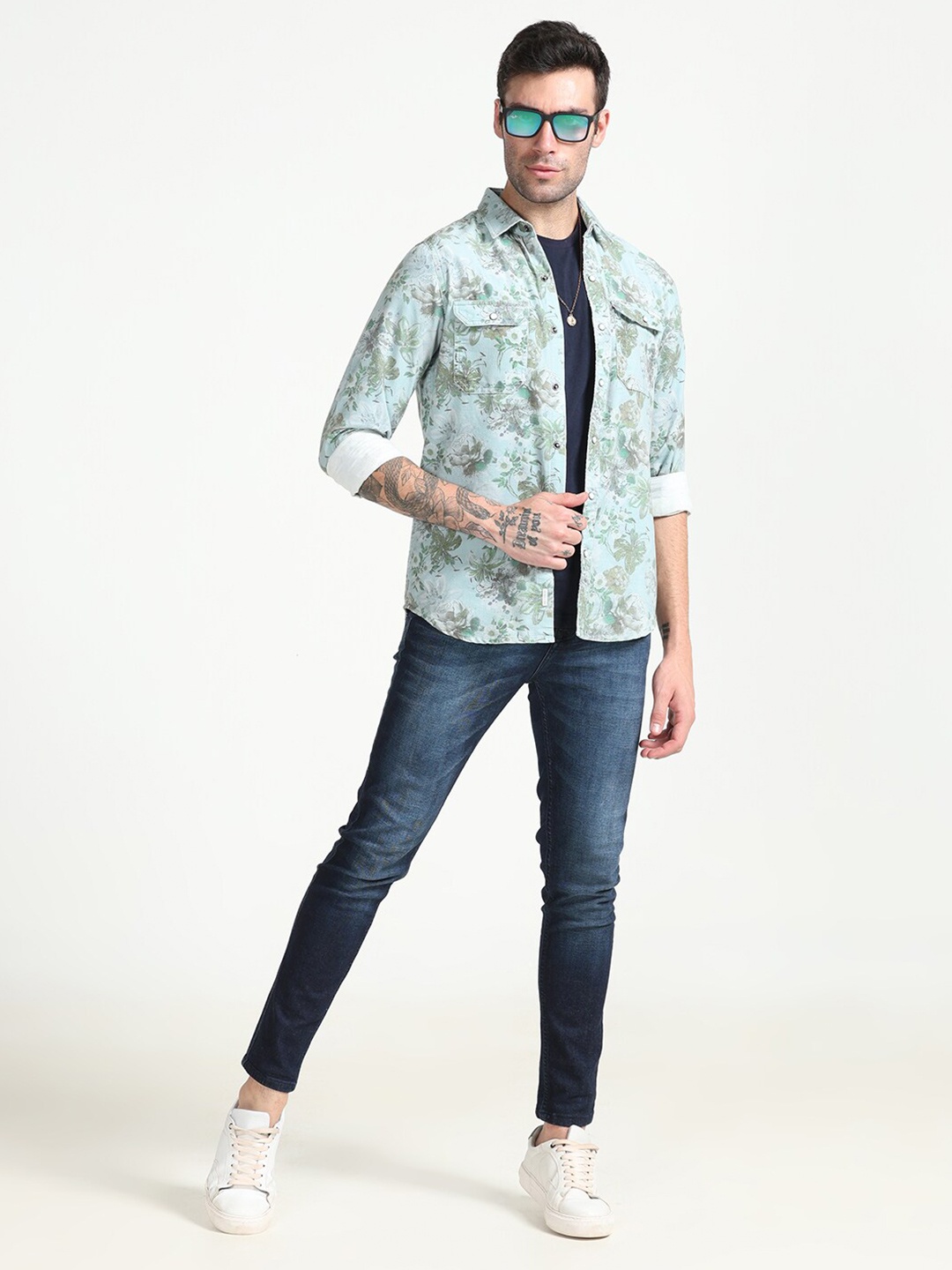 

FLY 69 Premium Spread Collar Floral Printed Slim Fit Corduroy Casual Shirt, Green
