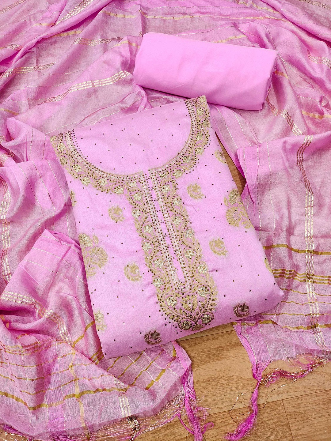 

Panzora Floral Woven Design Unstitched Dress Material, Pink