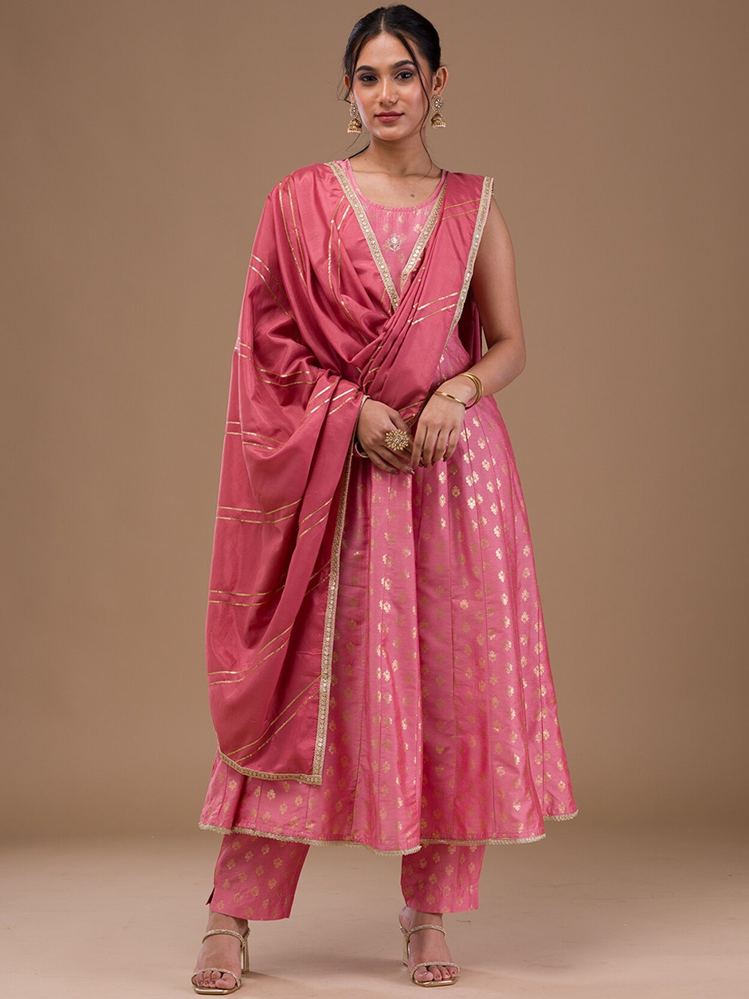 

Koskii Women Floral Printed Sequinned Chanderi Cotton Kurta with Trousers & Dupatta, Pink
