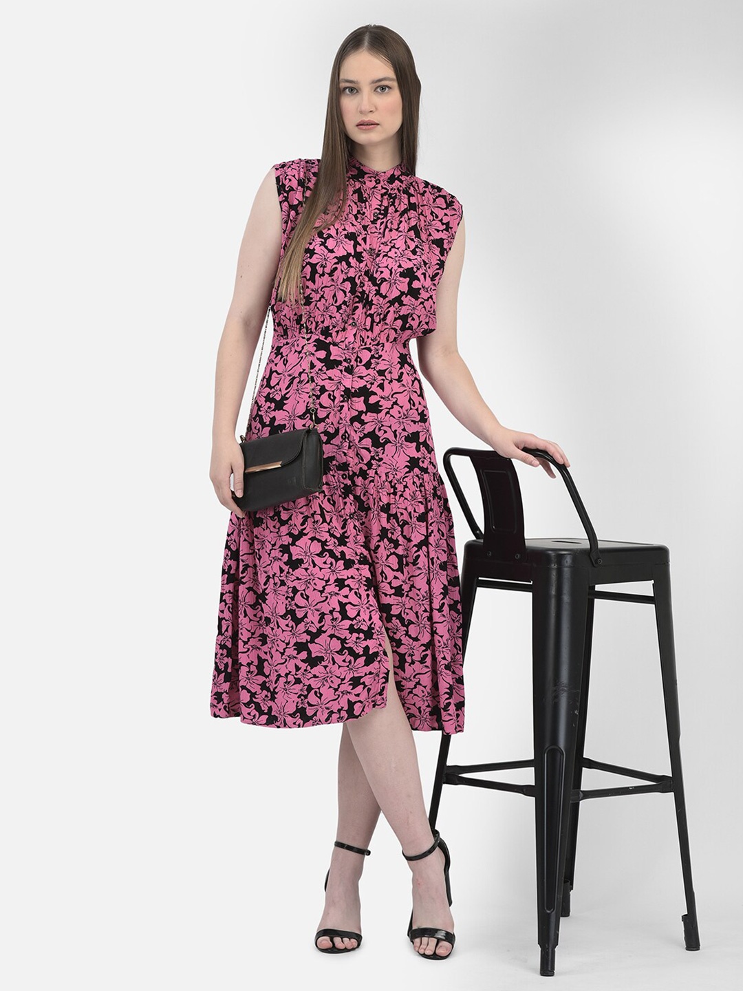 

Crimsoune Club Floral Printed Mandarin Collar Cap Sleeves Flared A-Line Dress, Pink