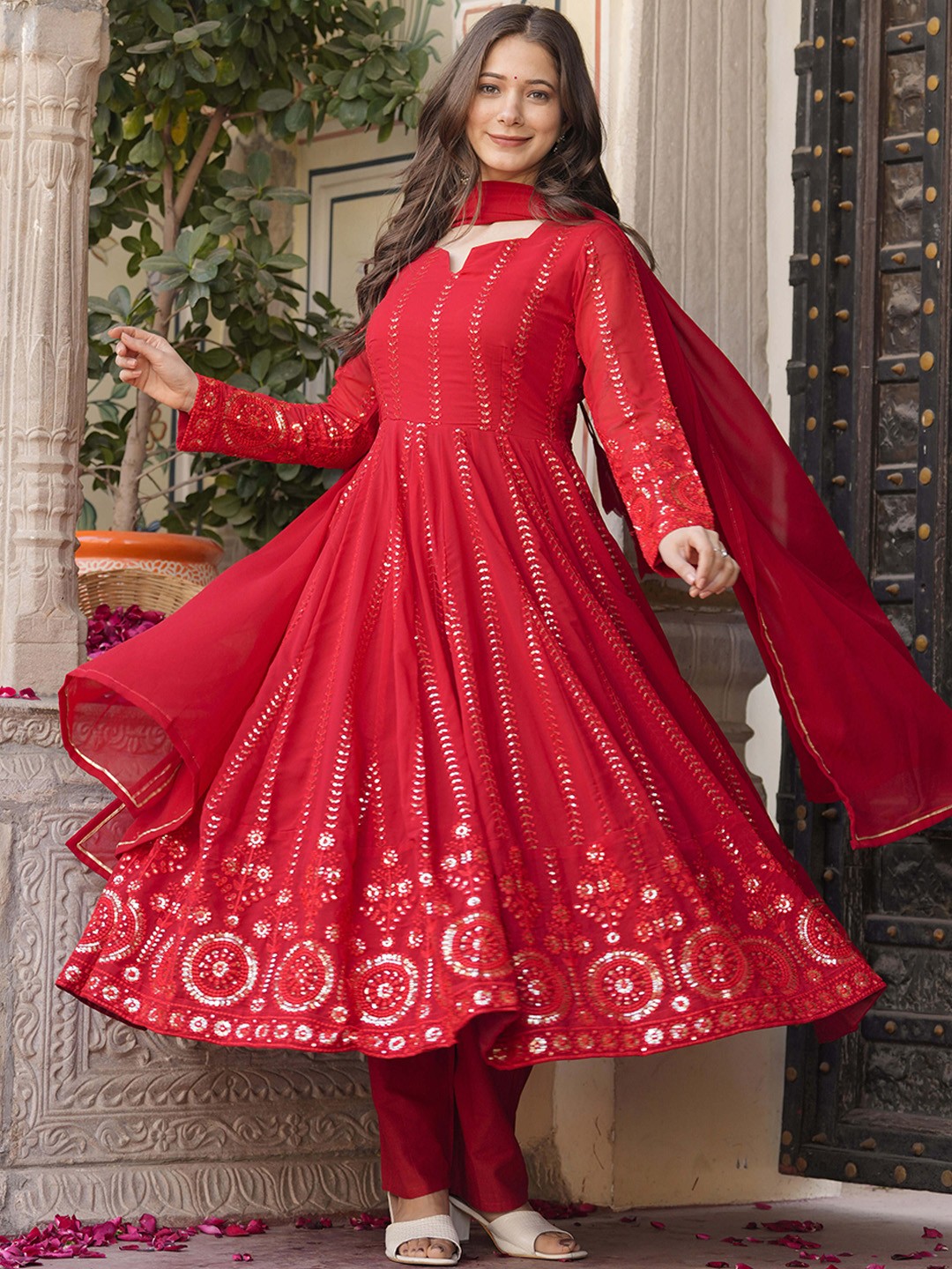 

ESTELA Embroidered Square Neck Long Sleeves Sequinned Kurta with Trousers & With Dupatta, Red