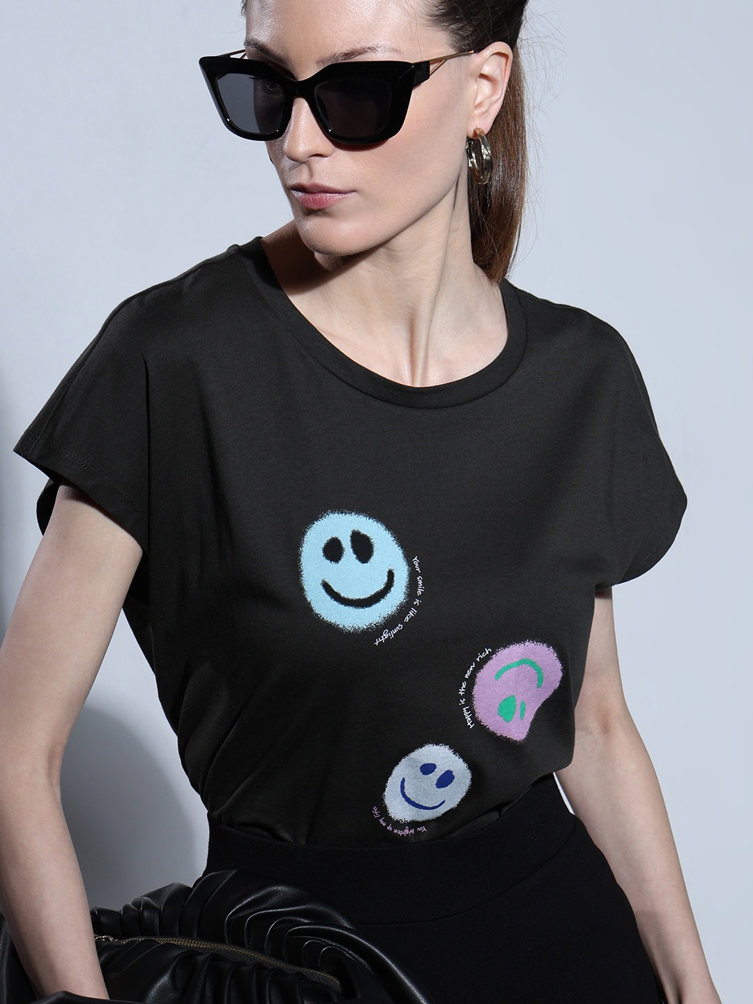 

Vero Moda Graphic Printed Round Neck Extended Sleeves Cotton T-shirt, Black