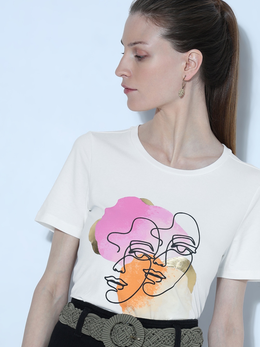 

Vero Moda Graphic Printed Round Neck T-shirt, White