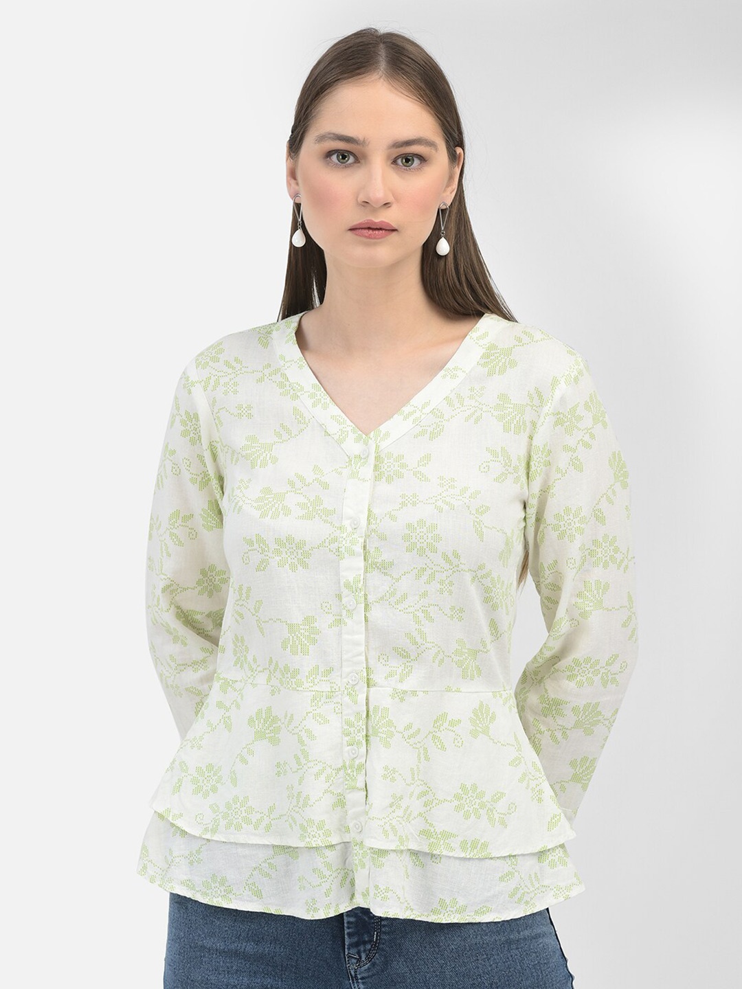 

Crimsoune Club Floral Printed V Neck Slim Fit Casual Shirt, Green